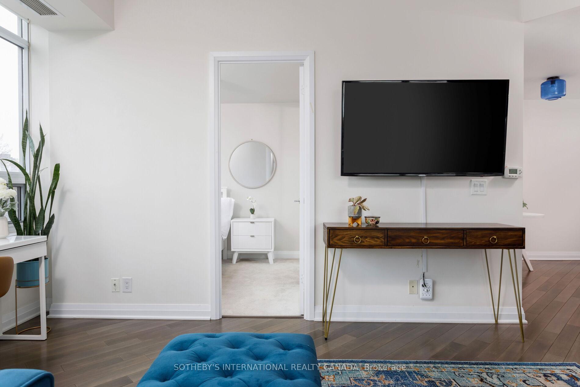 1055 Southdown Road 210