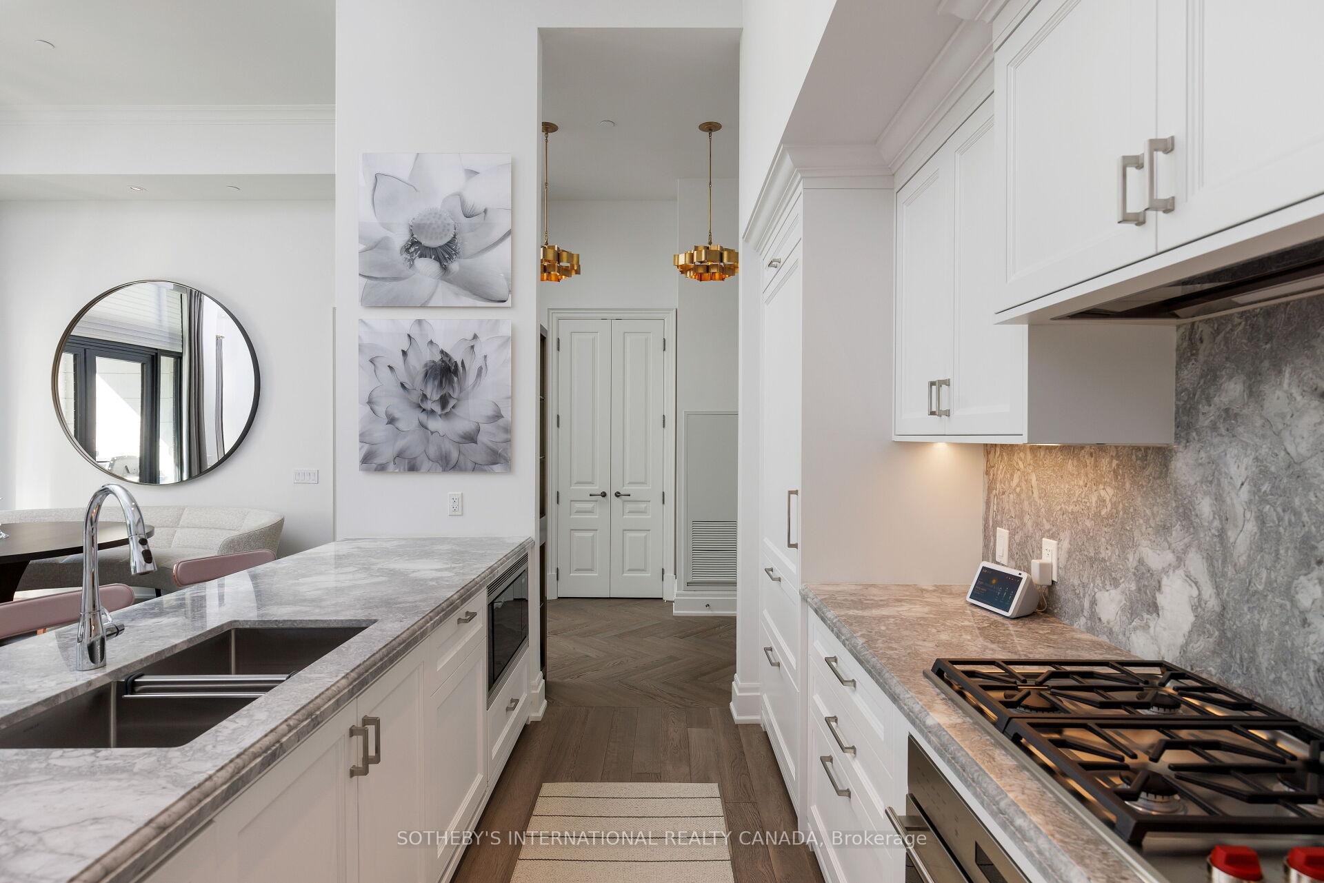 4 The Kingsway N/A TH 2