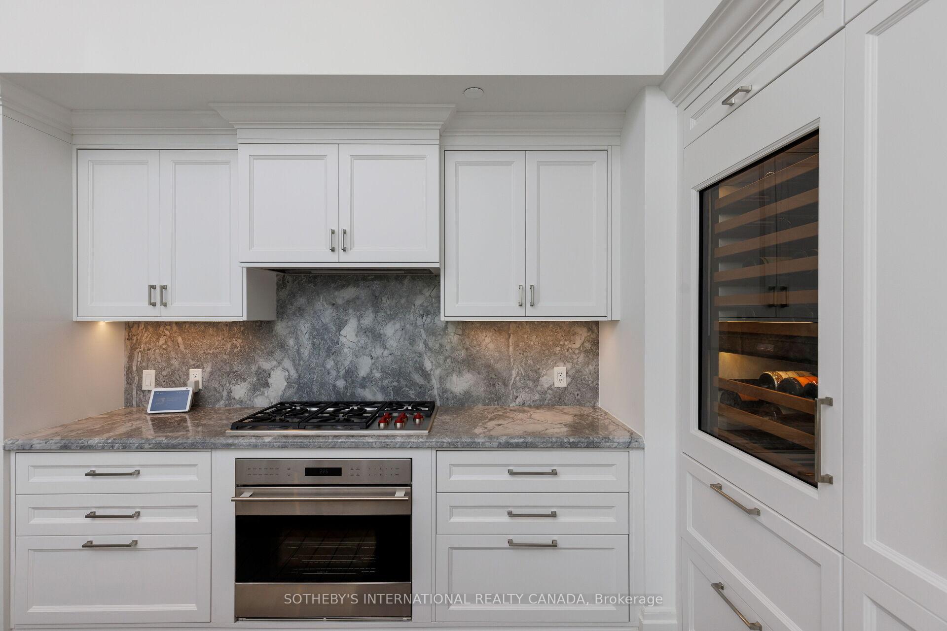 4 The Kingsway N/A TH 2