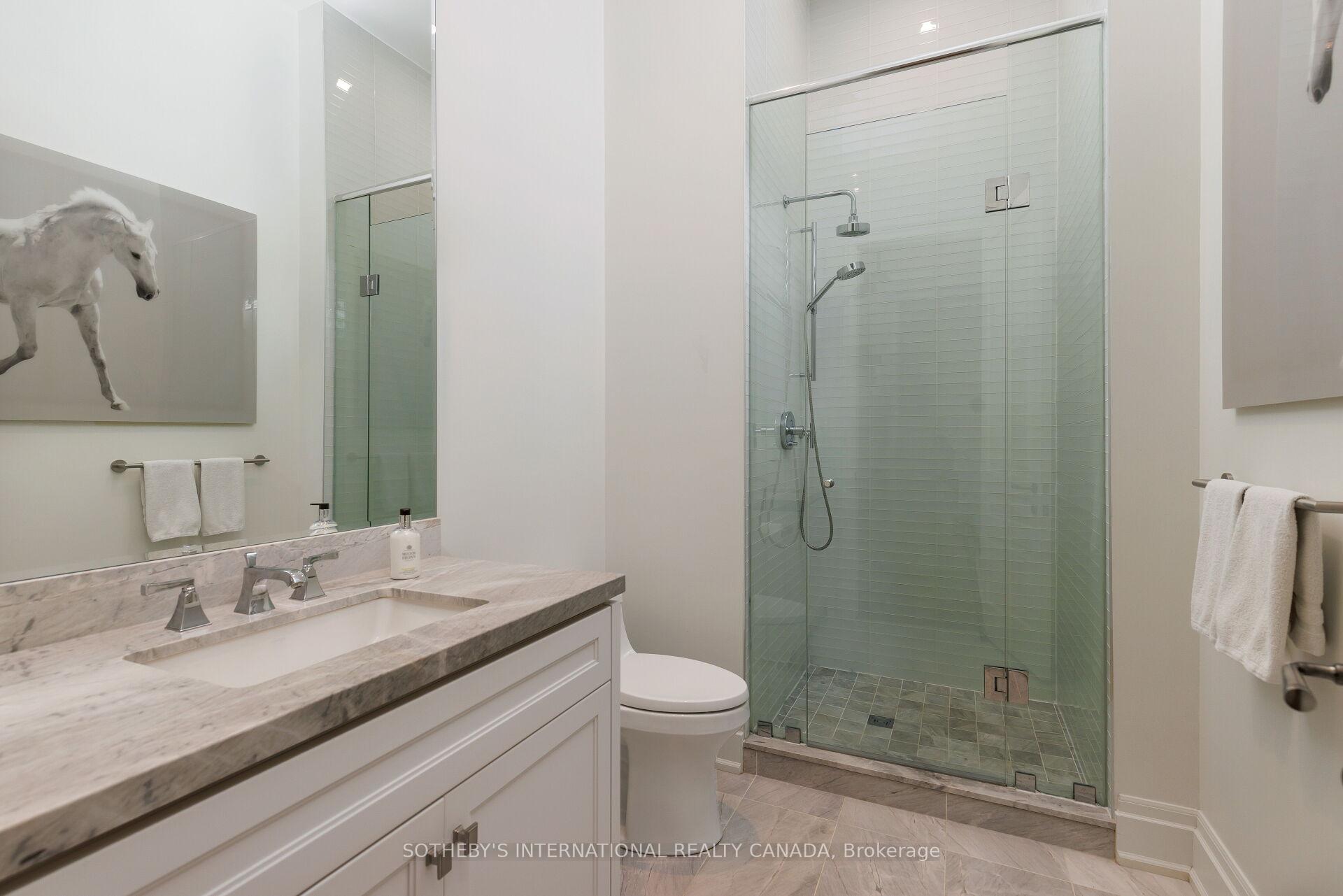 4 The Kingsway N/A TH 2