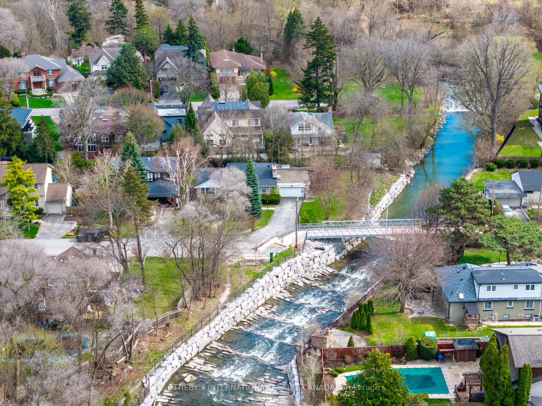 55 Van Dusen Boulevard