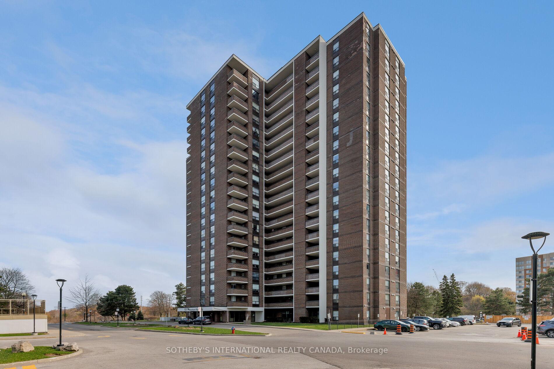 1515 Lakeshore Road E 1103