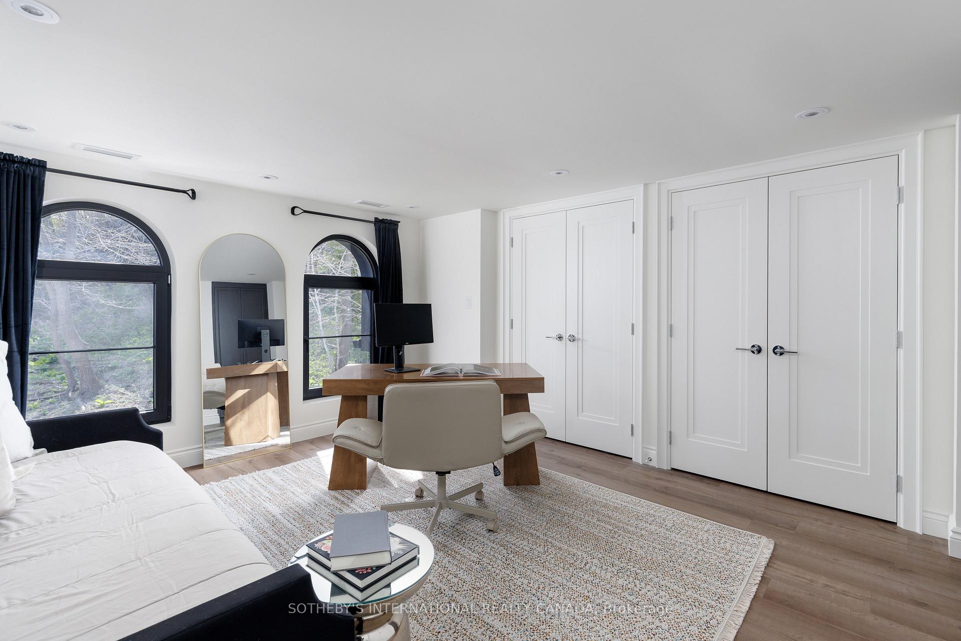 150 Edenbridge Drive