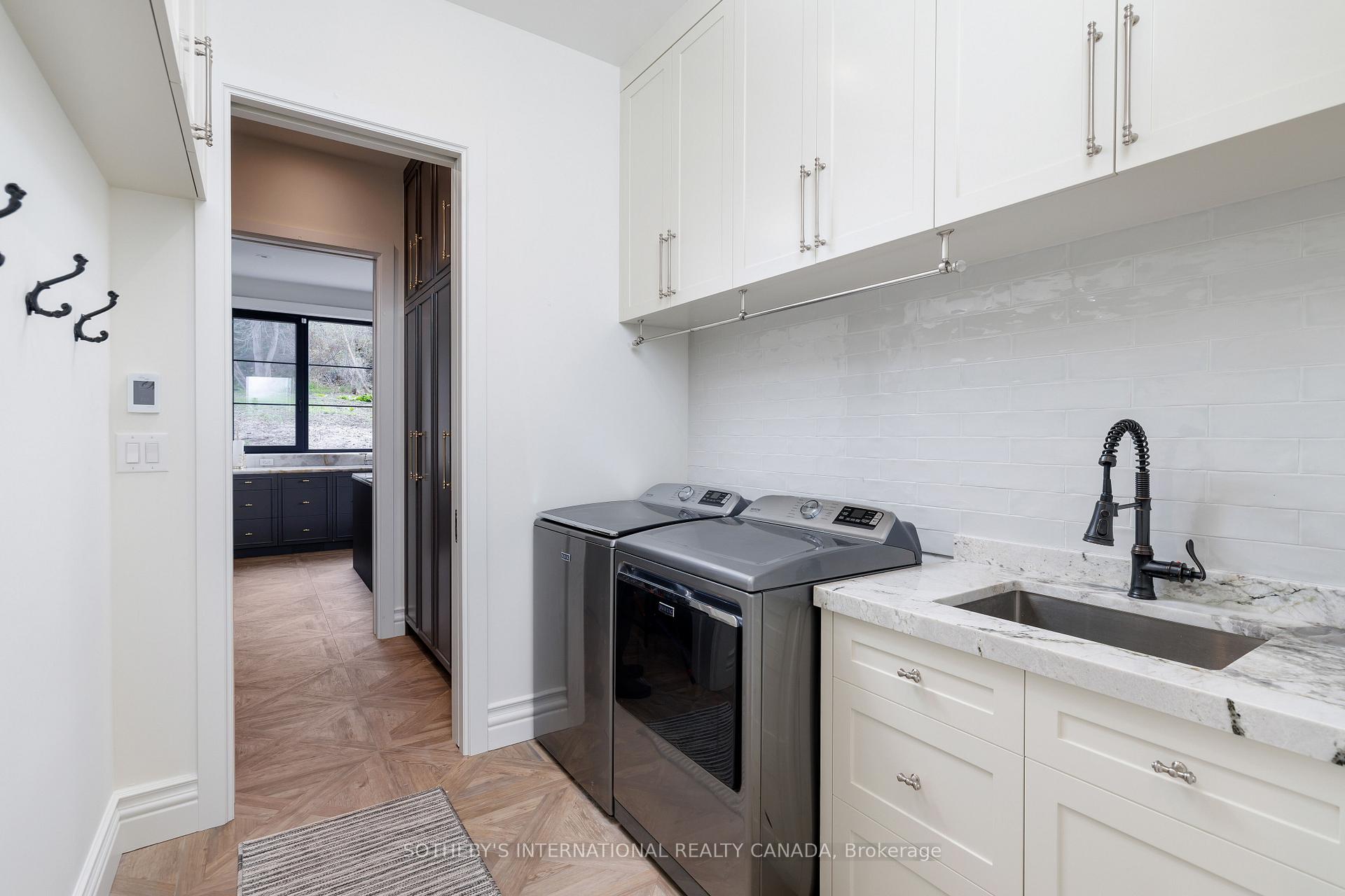 150 Edenbridge Drive