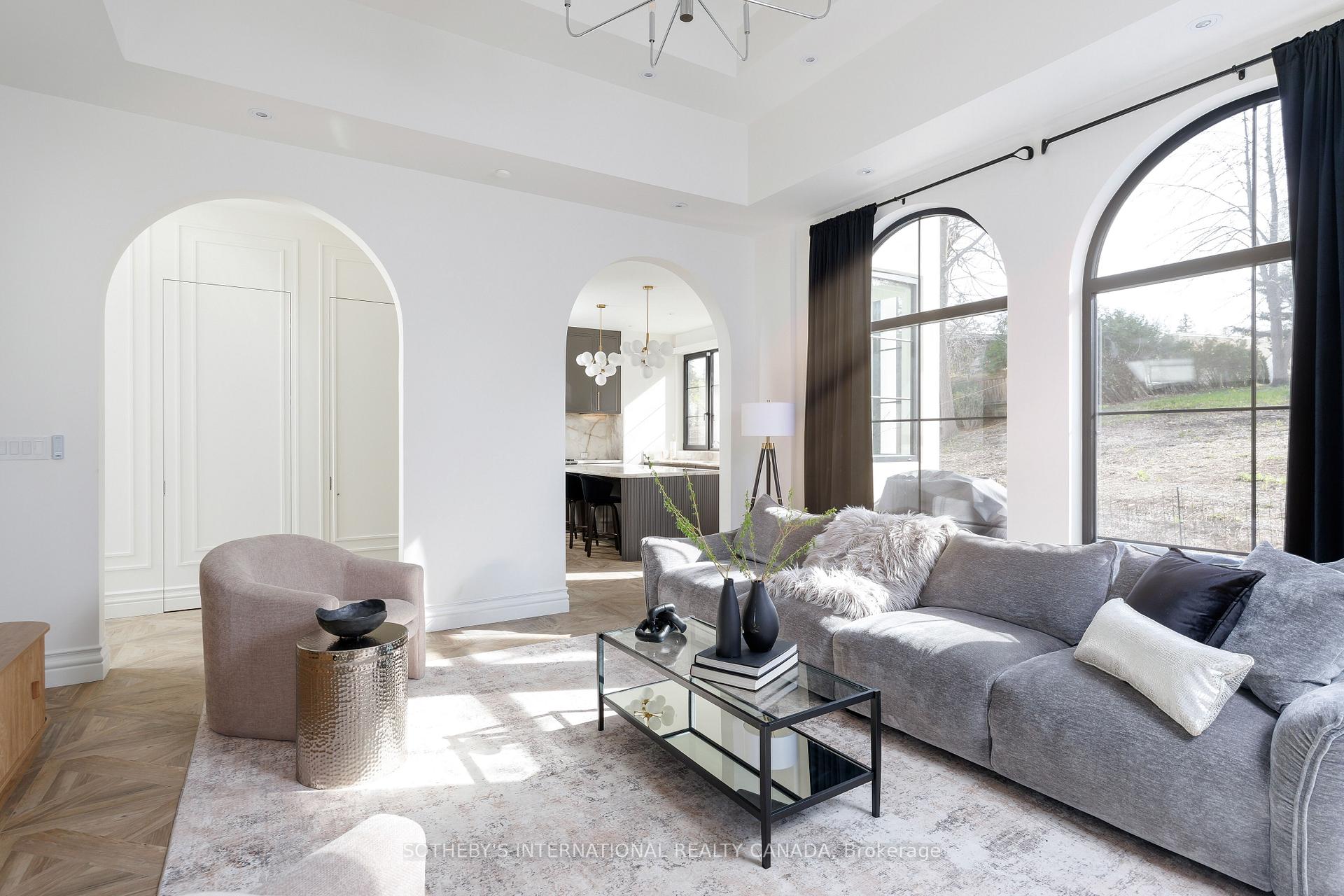 150 Edenbridge Drive