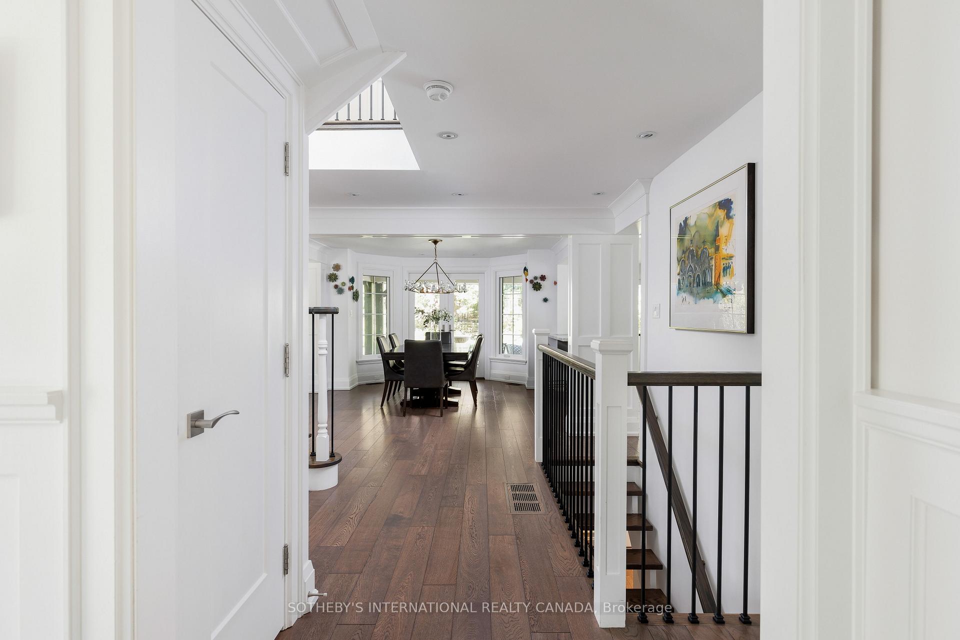10 Queen Mary's Drive