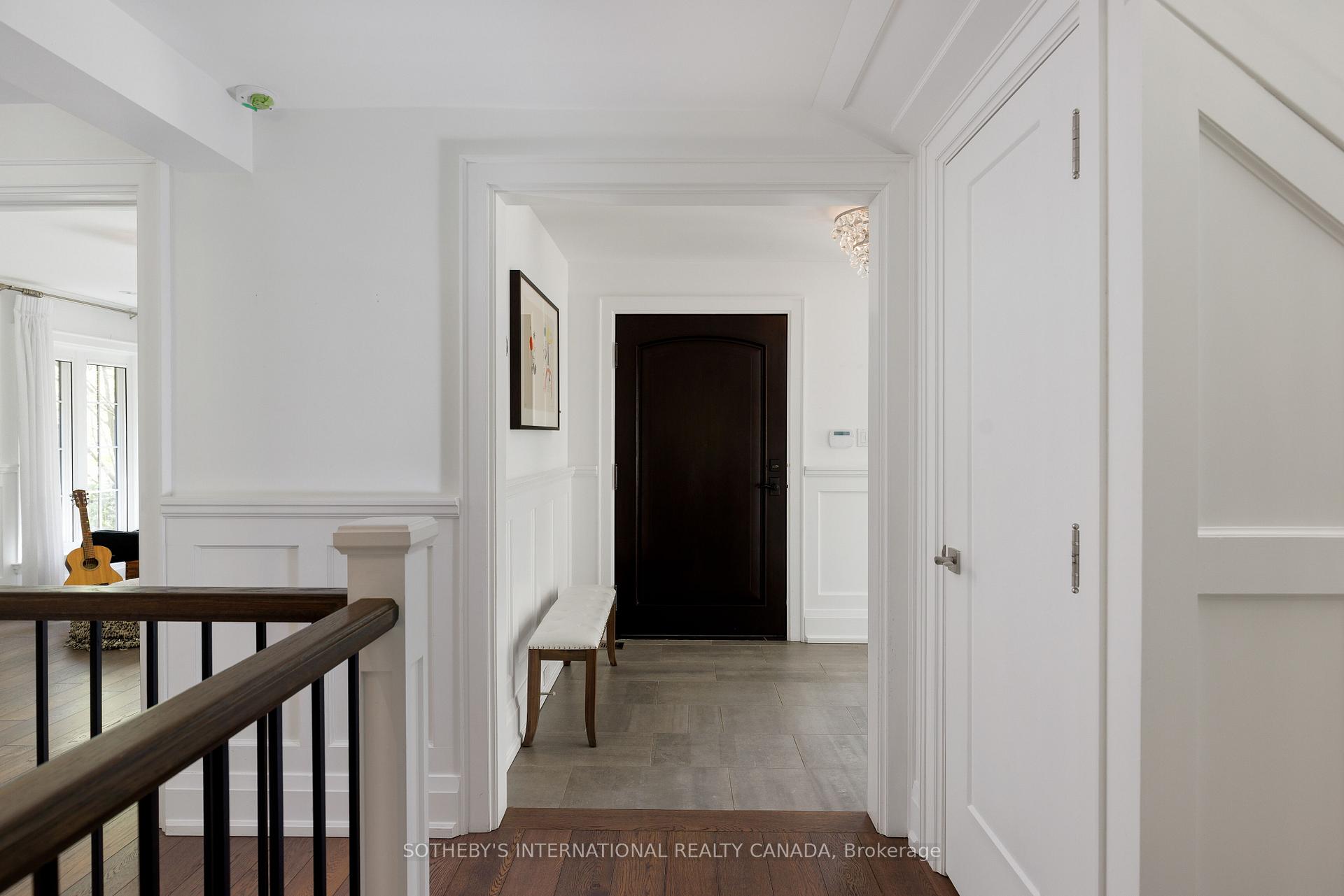 10 Queen Mary's Drive