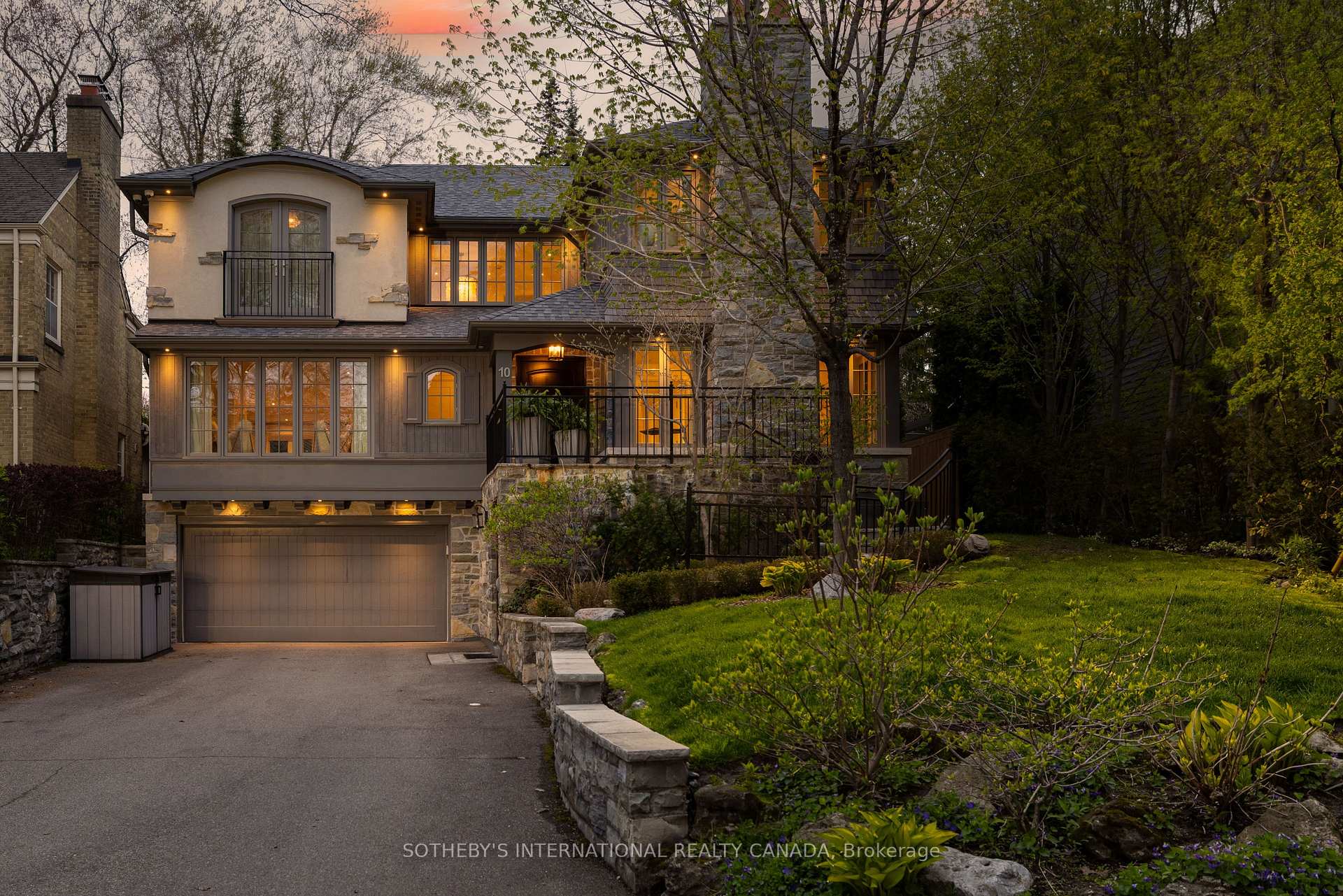 10 Queen Mary's Drive