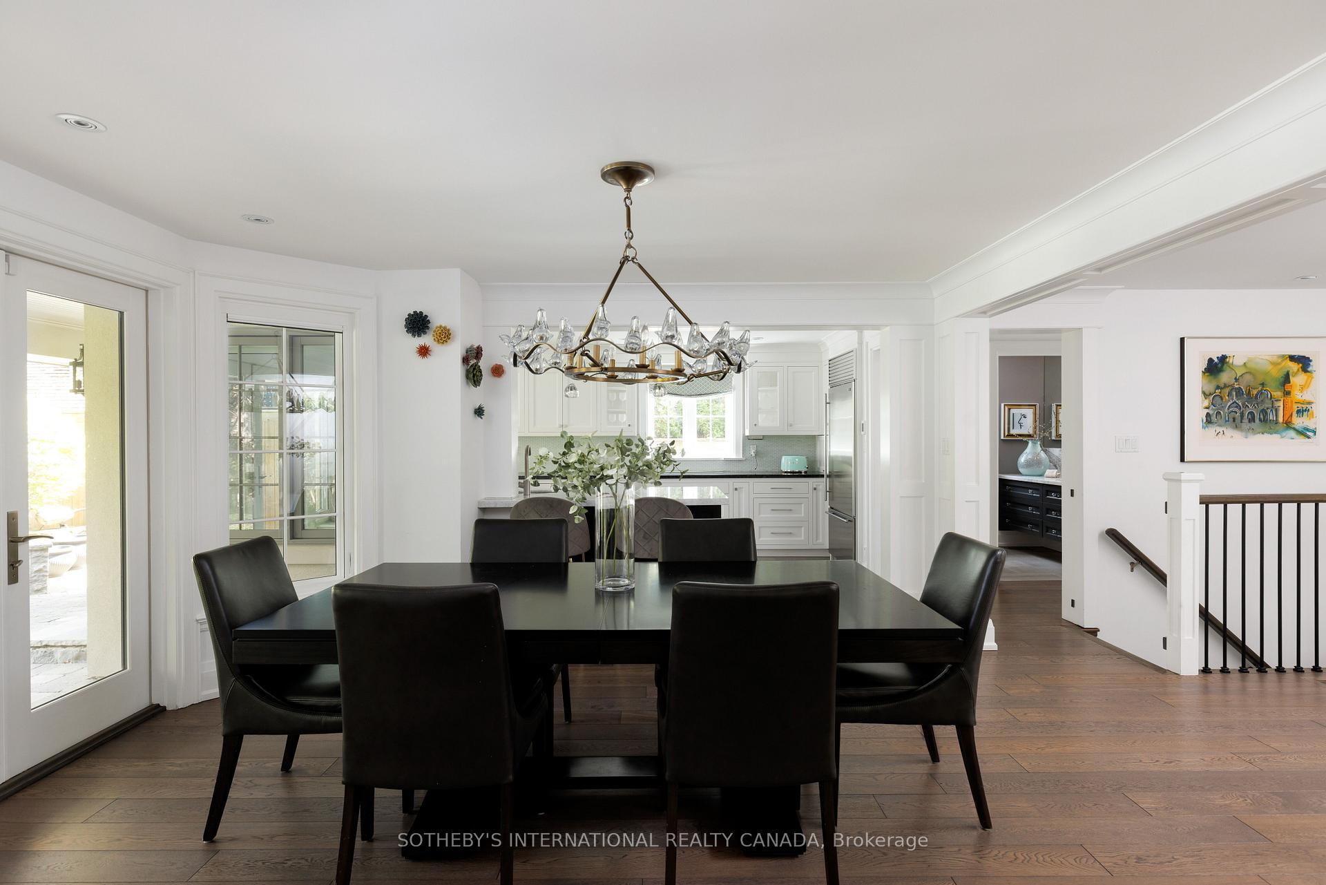 10 Queen Mary's Drive