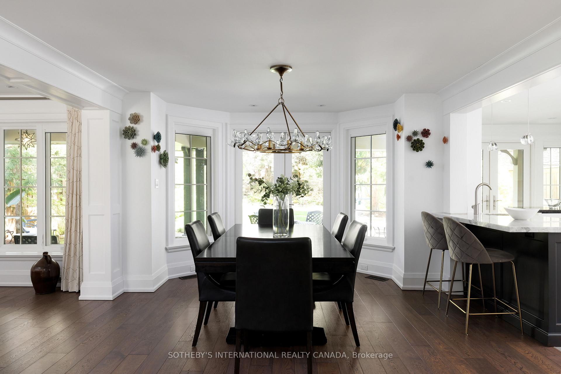 10 Queen Mary's Drive