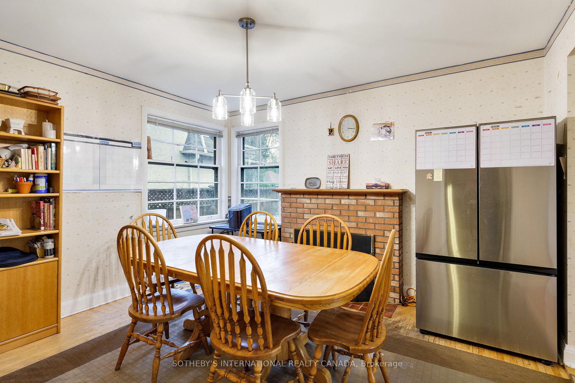 103 Willingdon Boulevard