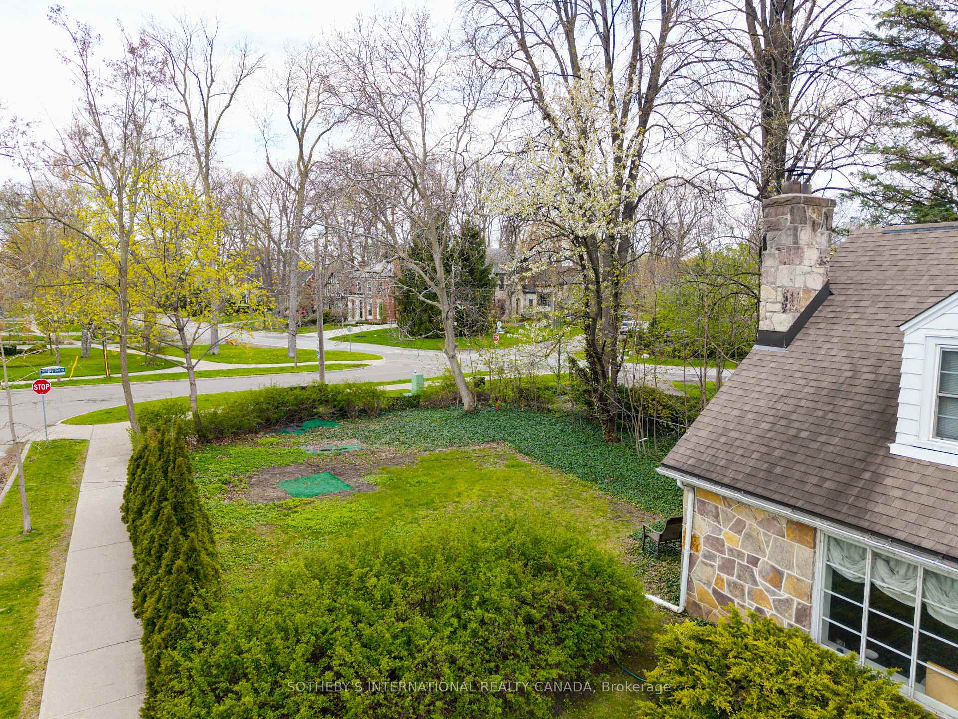 103 Willingdon Boulevard
