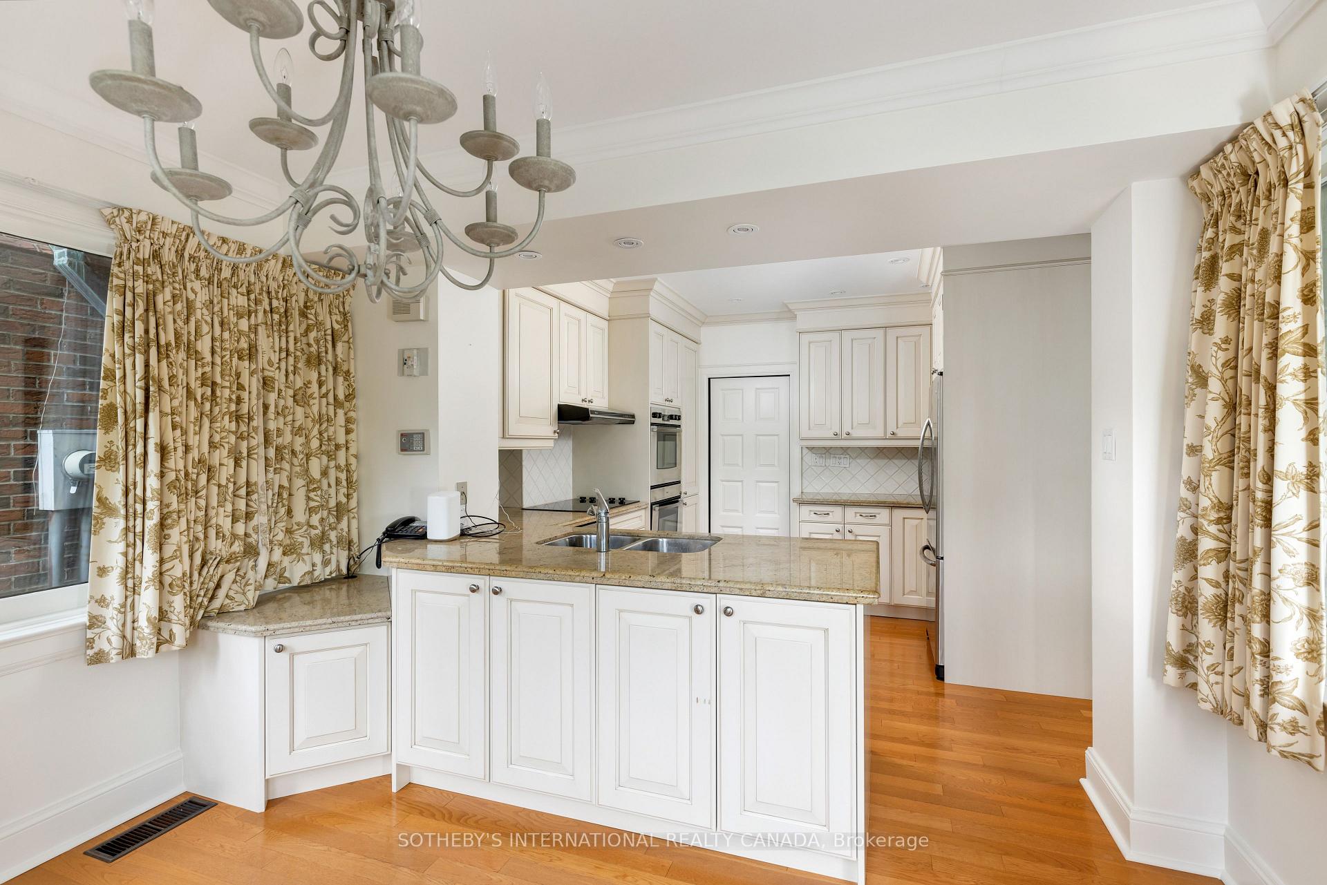38 Edenbrook Hill