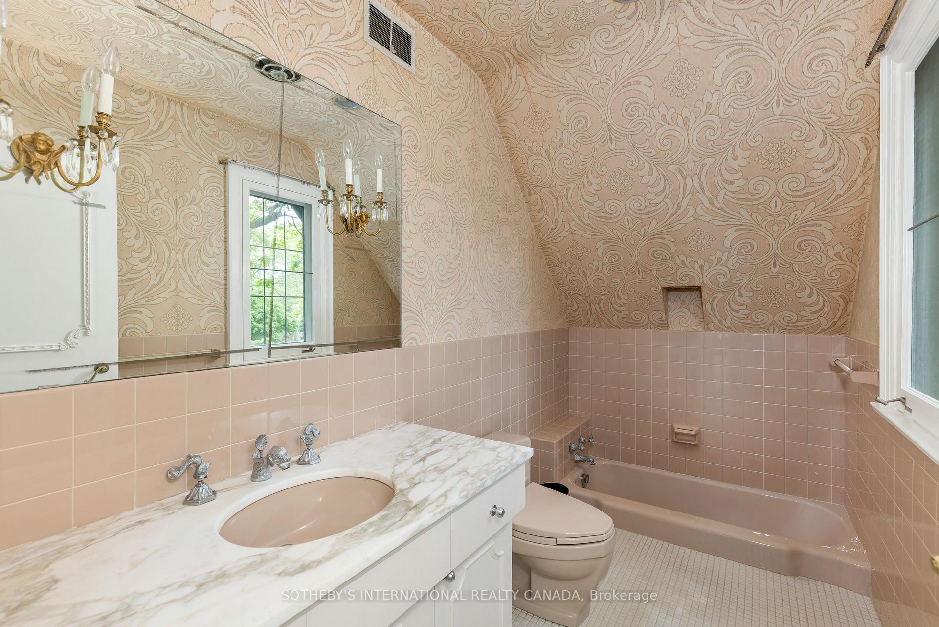 38 Edenbrook Hill