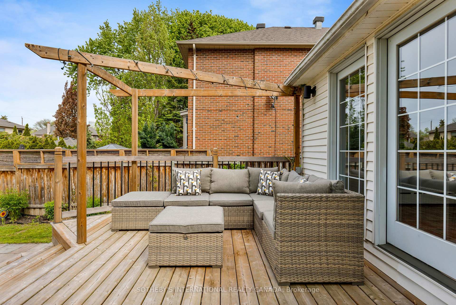 90 Kingsway Crescent