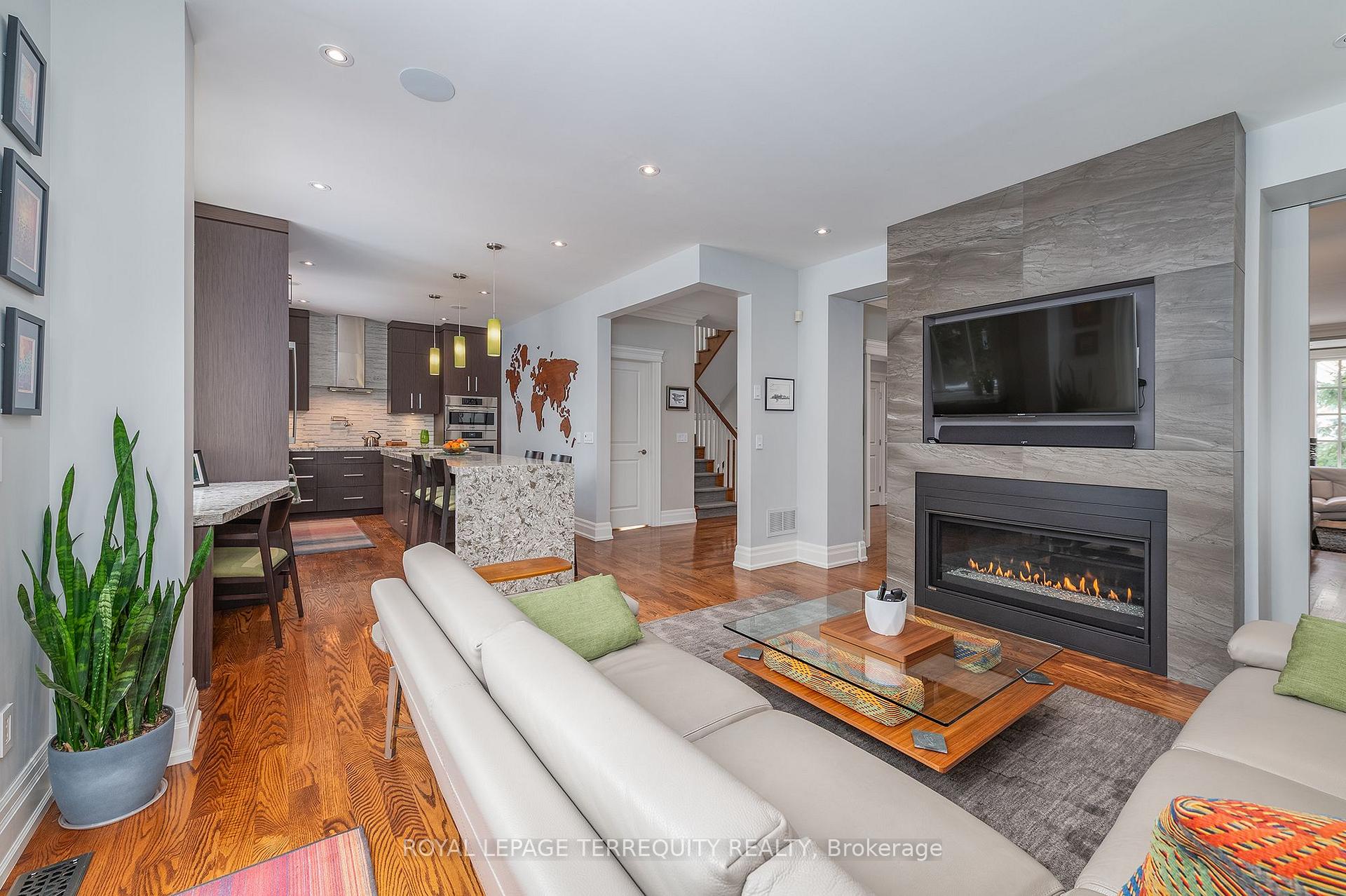19 Bannon Avenue, Toronto