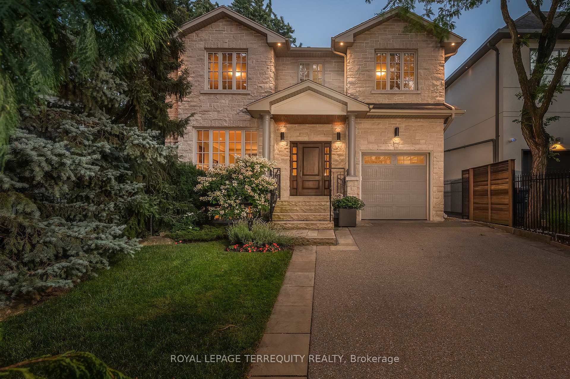 19 Bannon Avenue, Toronto