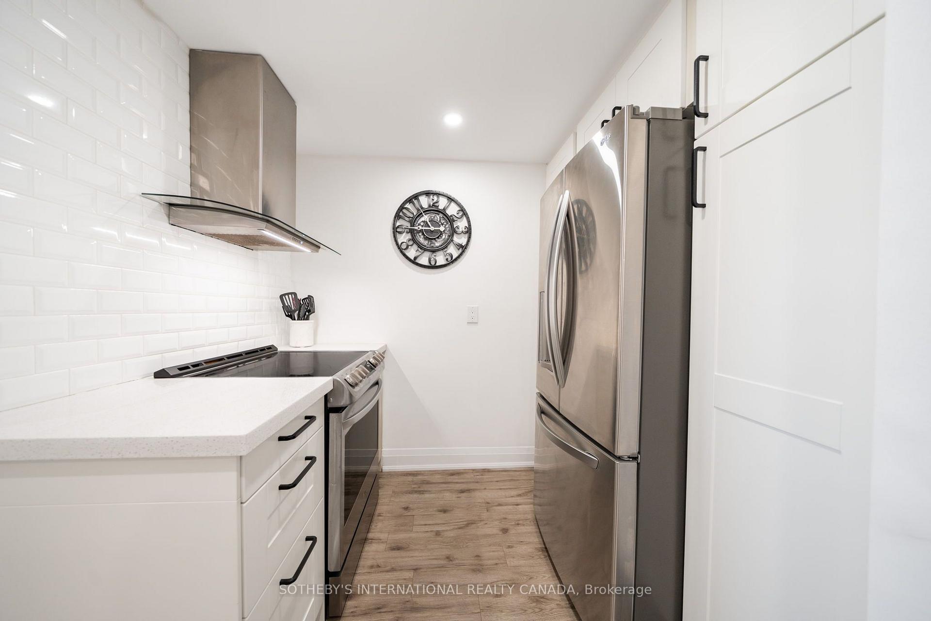 812 Burnhamthorpe Road 1110, Toronto Unit: 1110