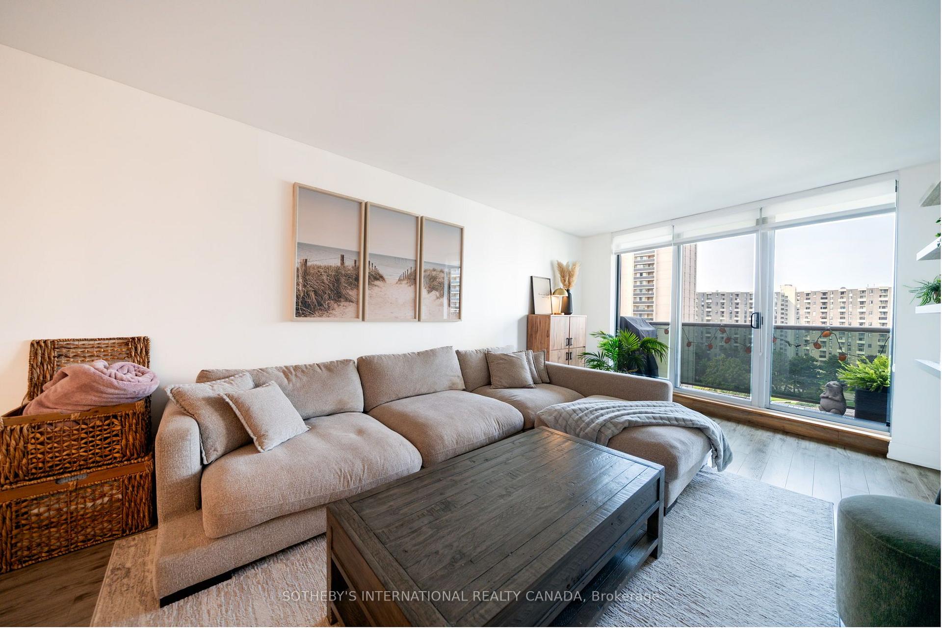 812 Burnhamthorpe Road 1110, Toronto Unit: 1110