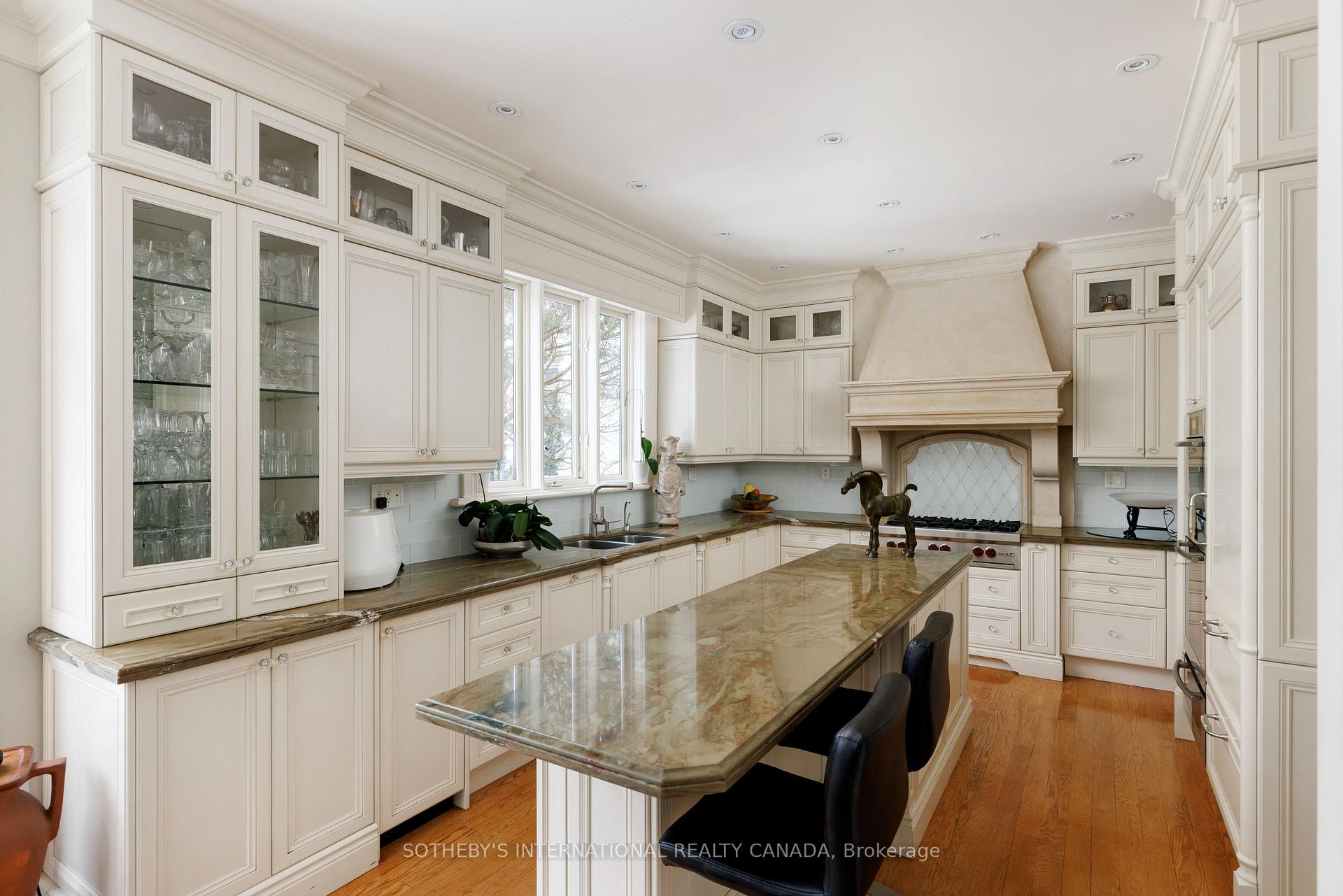 23 Edenbrook Hill, Toronto