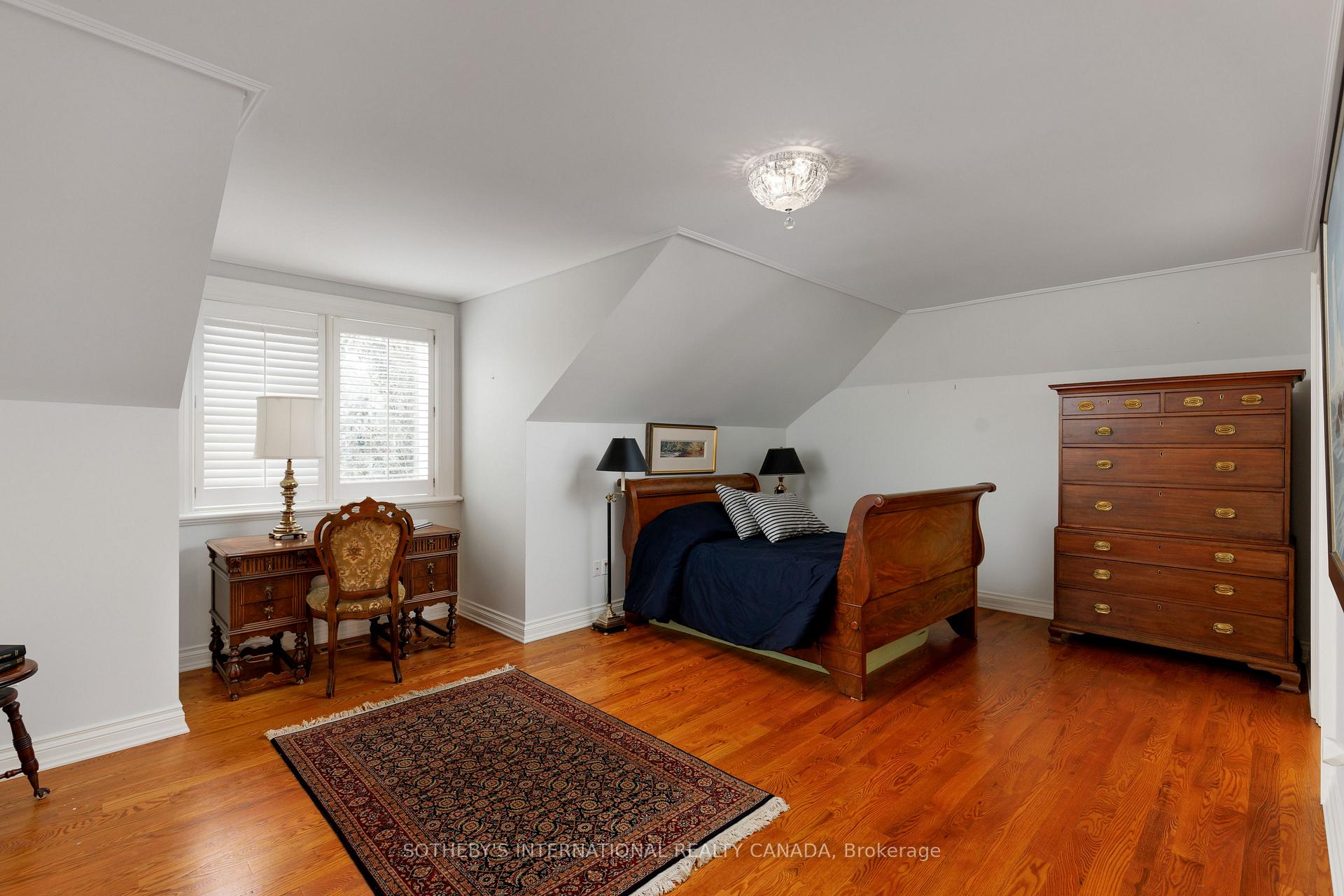 23 Edenbrook Hill, Toronto