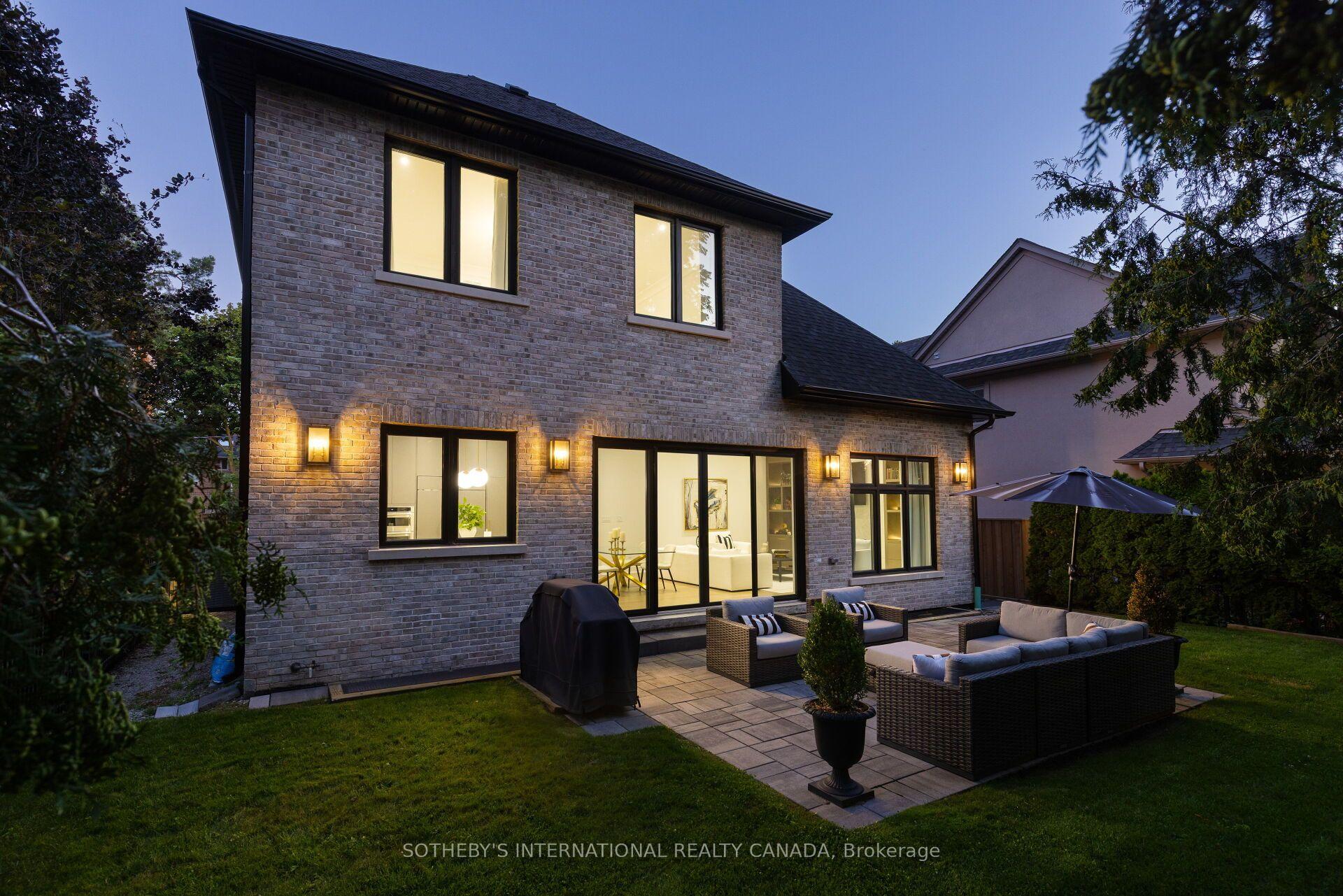 2B Fairway Road, Toronto