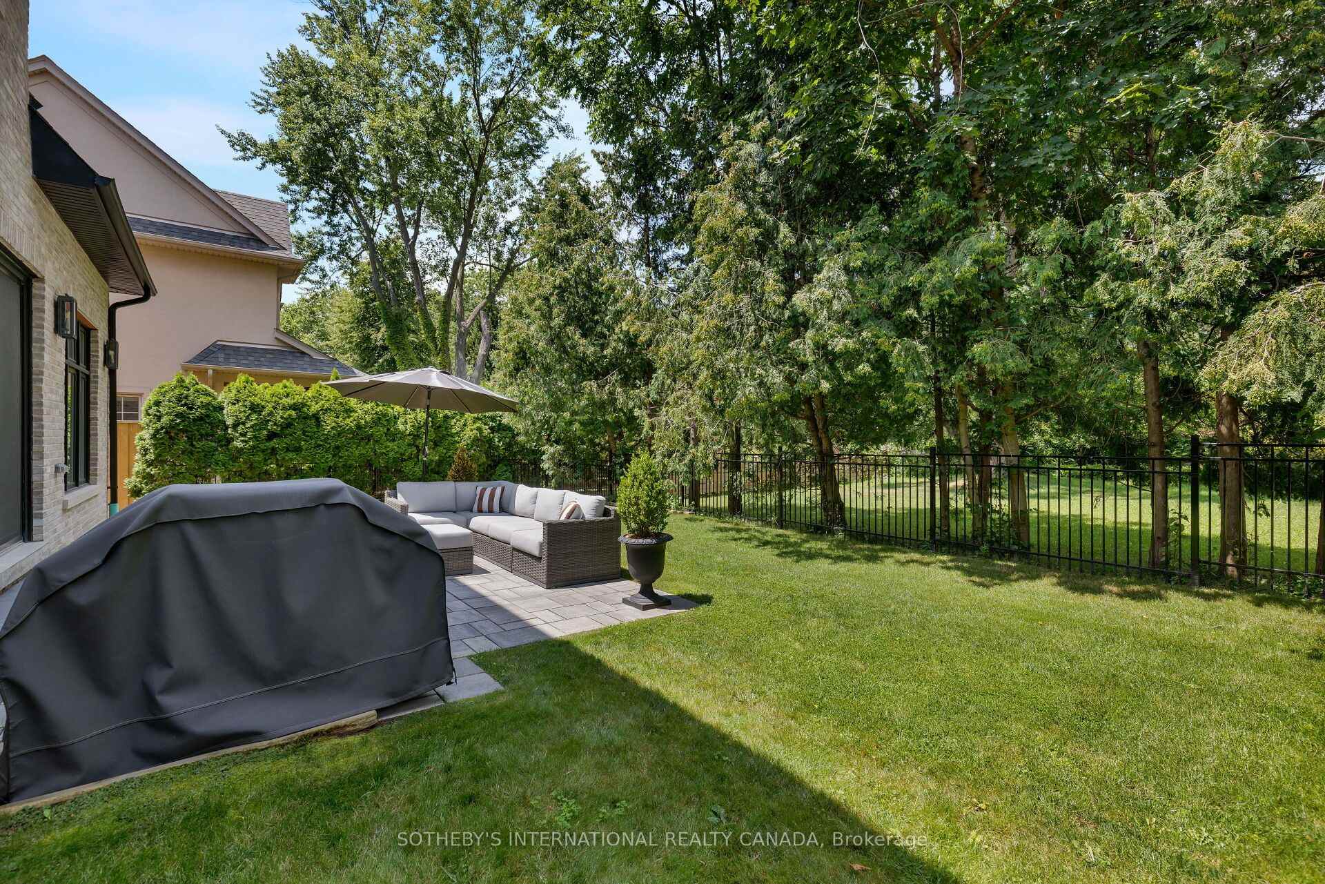 2B Fairway Road, Toronto