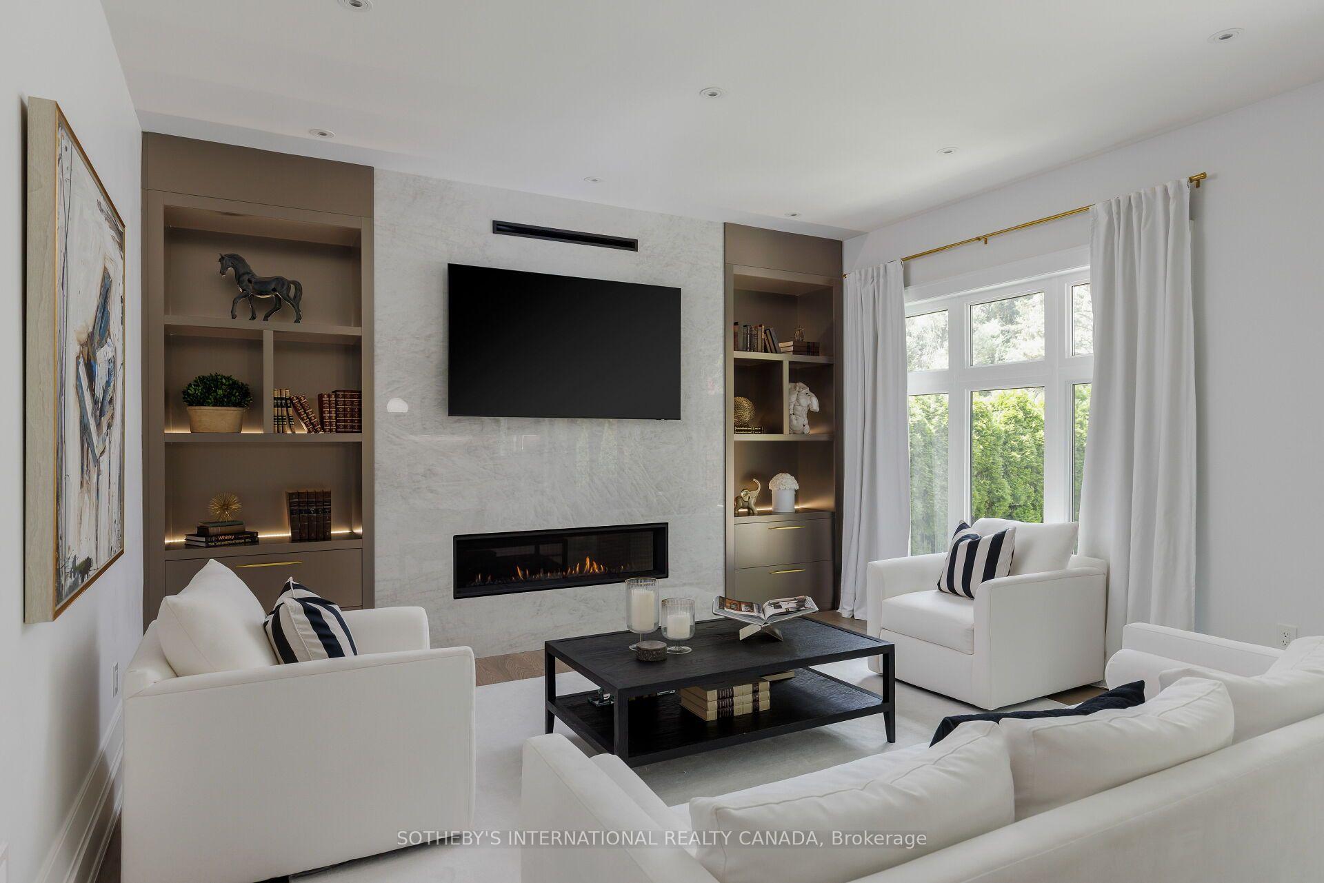 2B Fairway Road, Toronto