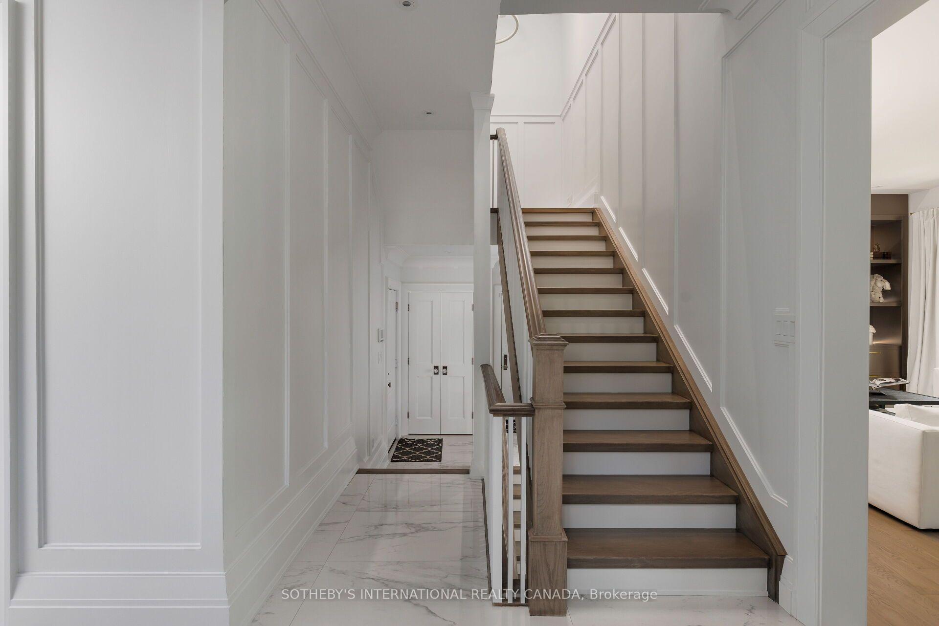 2B Fairway Road, Toronto