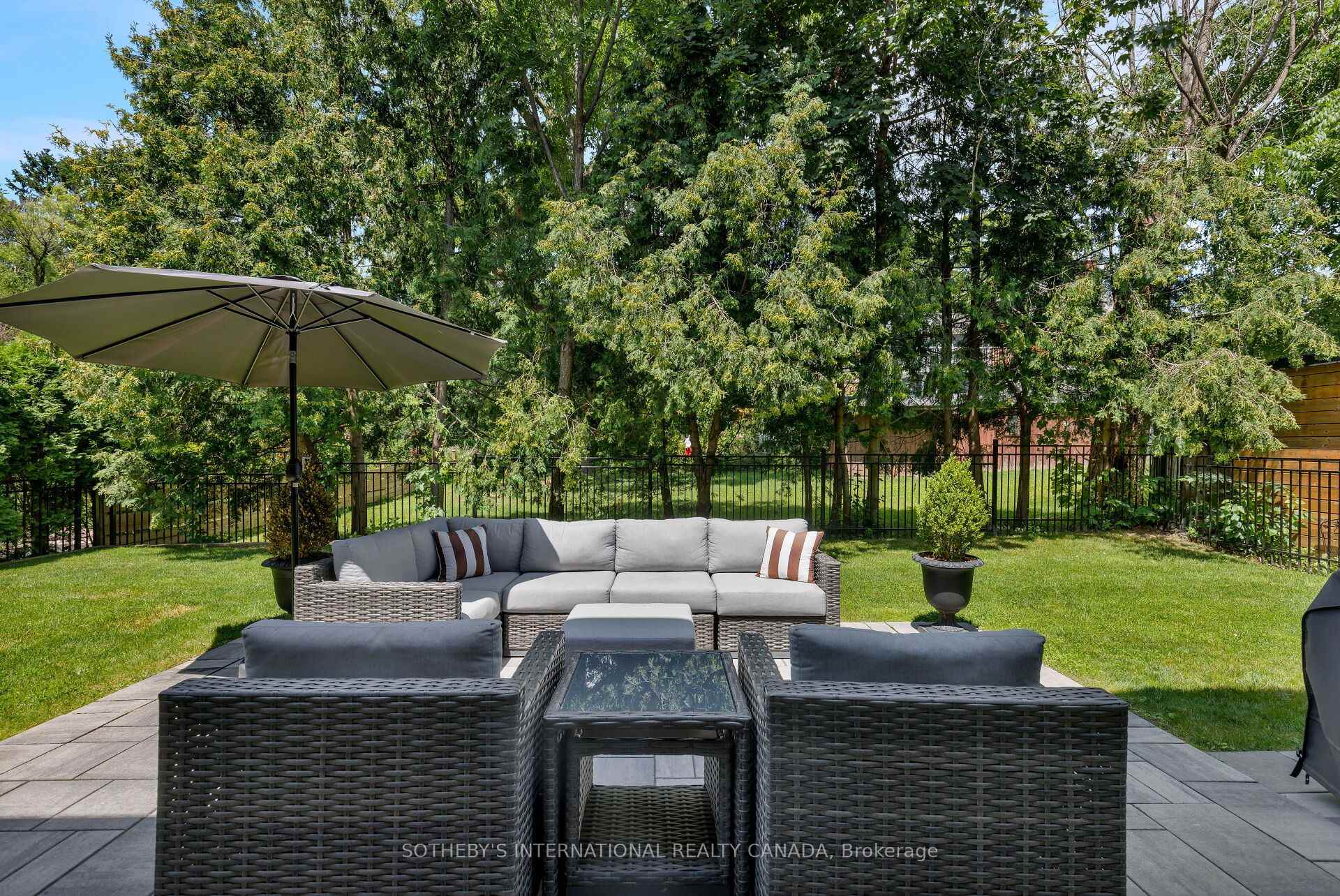 2B Fairway Road, Toronto