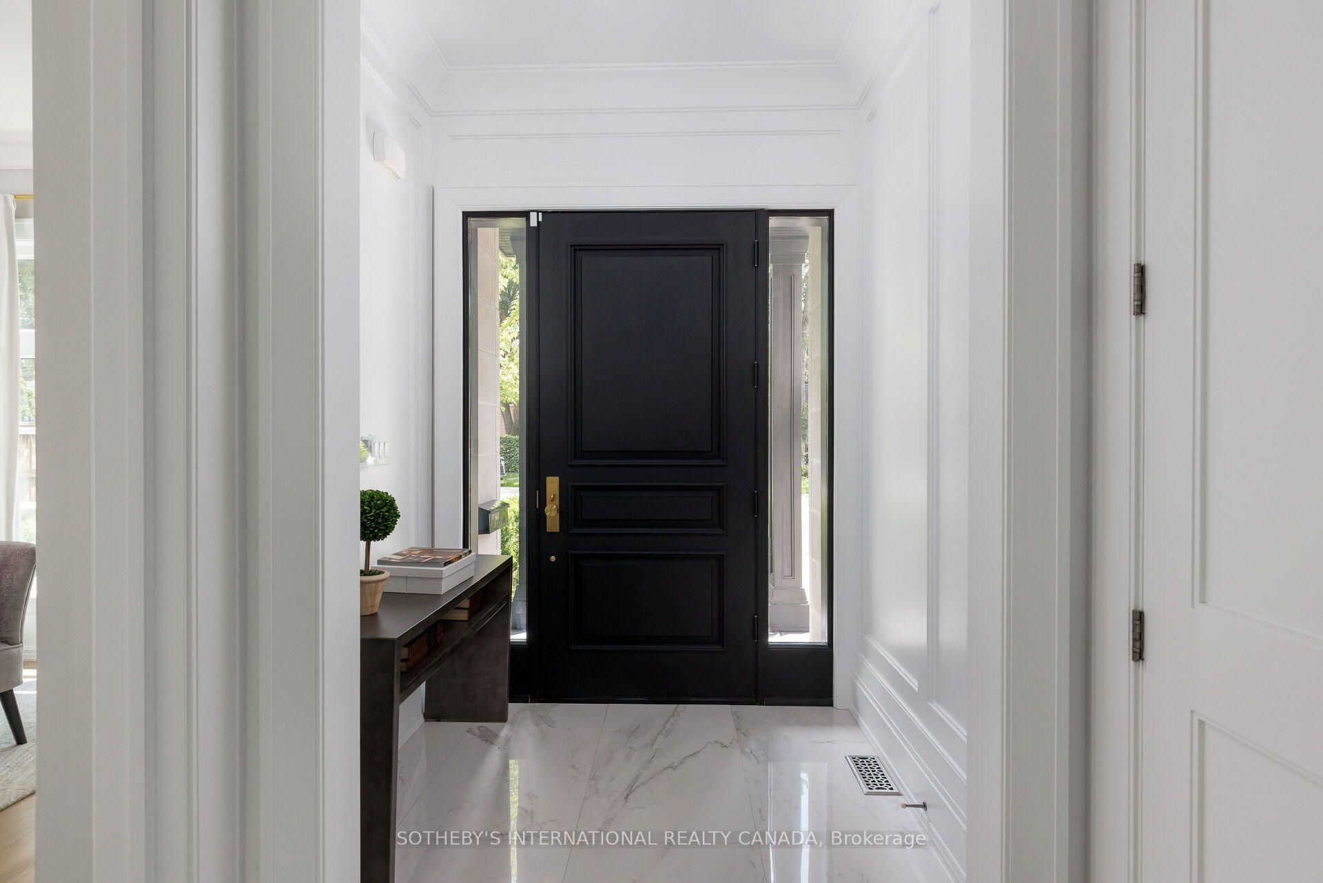 2B Fairway Road, Toronto