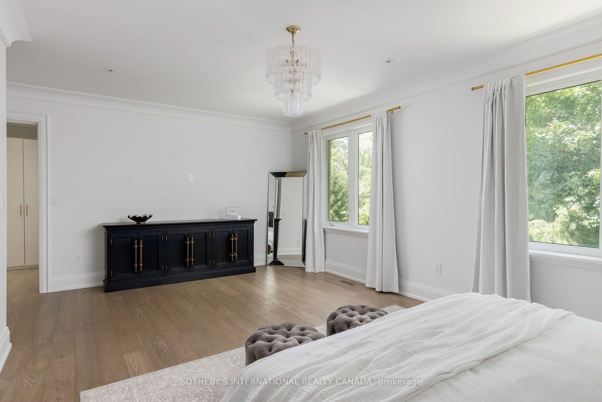 2B Fairway Road, Toronto