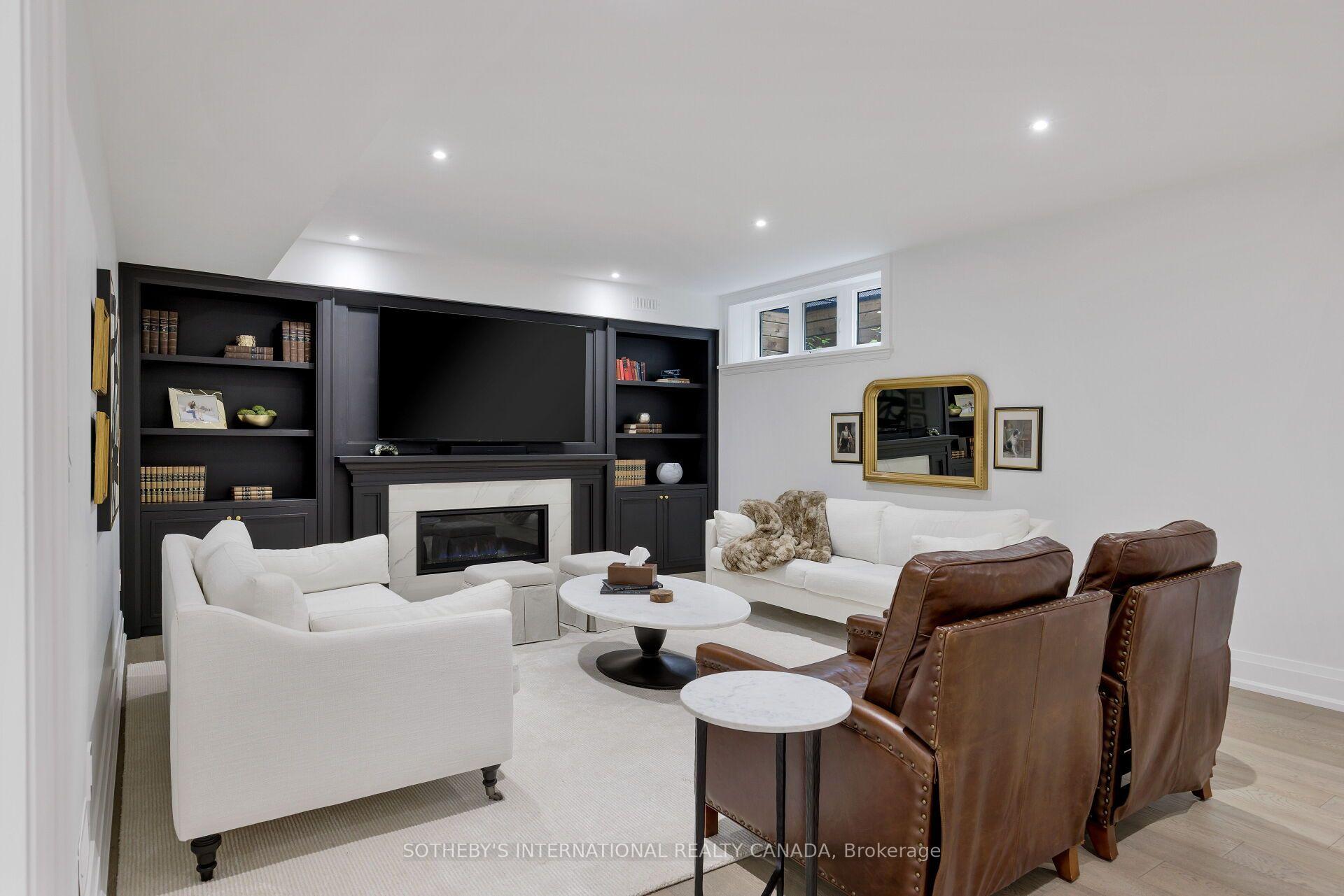 2B Fairway Road, Toronto