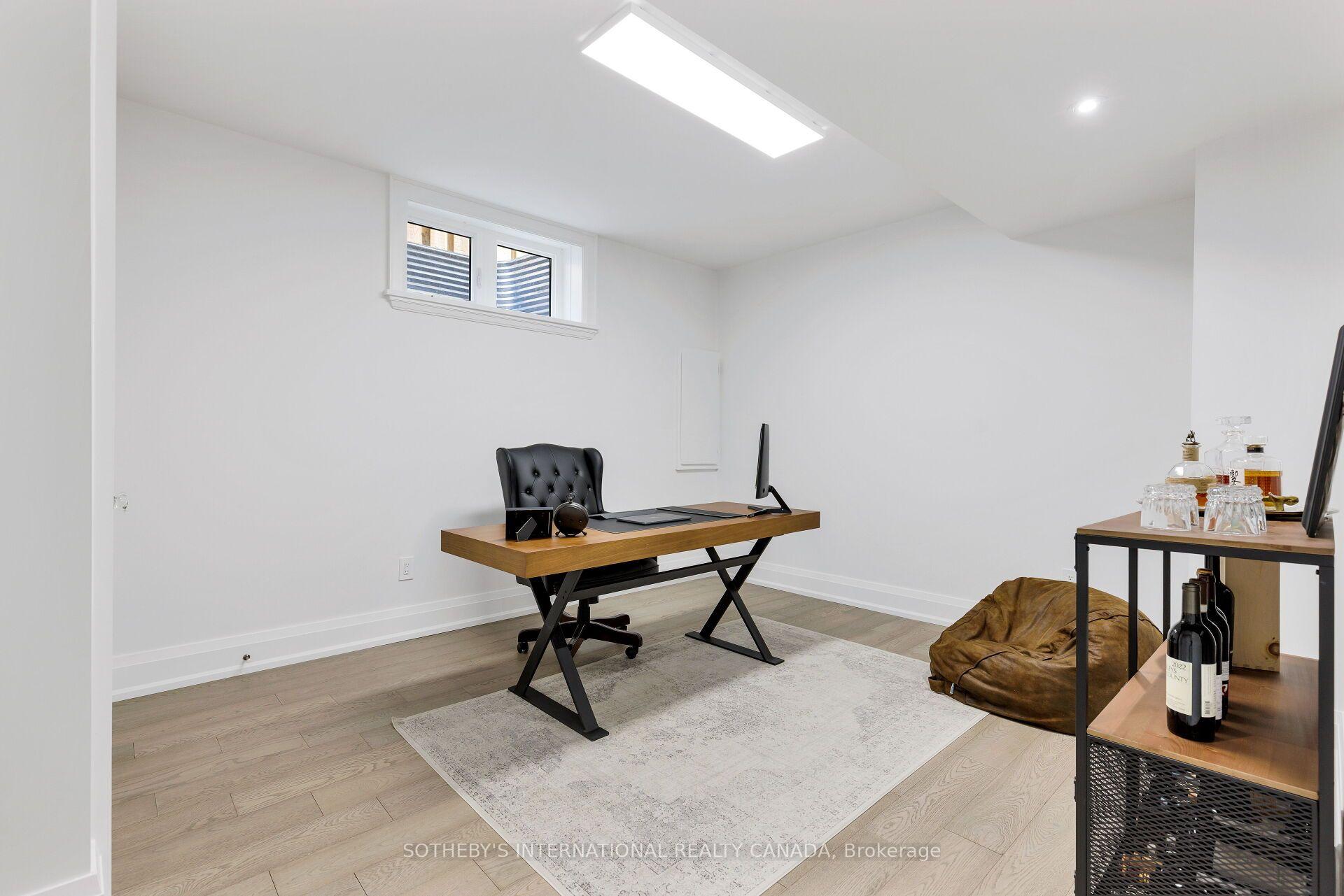 2B Fairway Road, Toronto