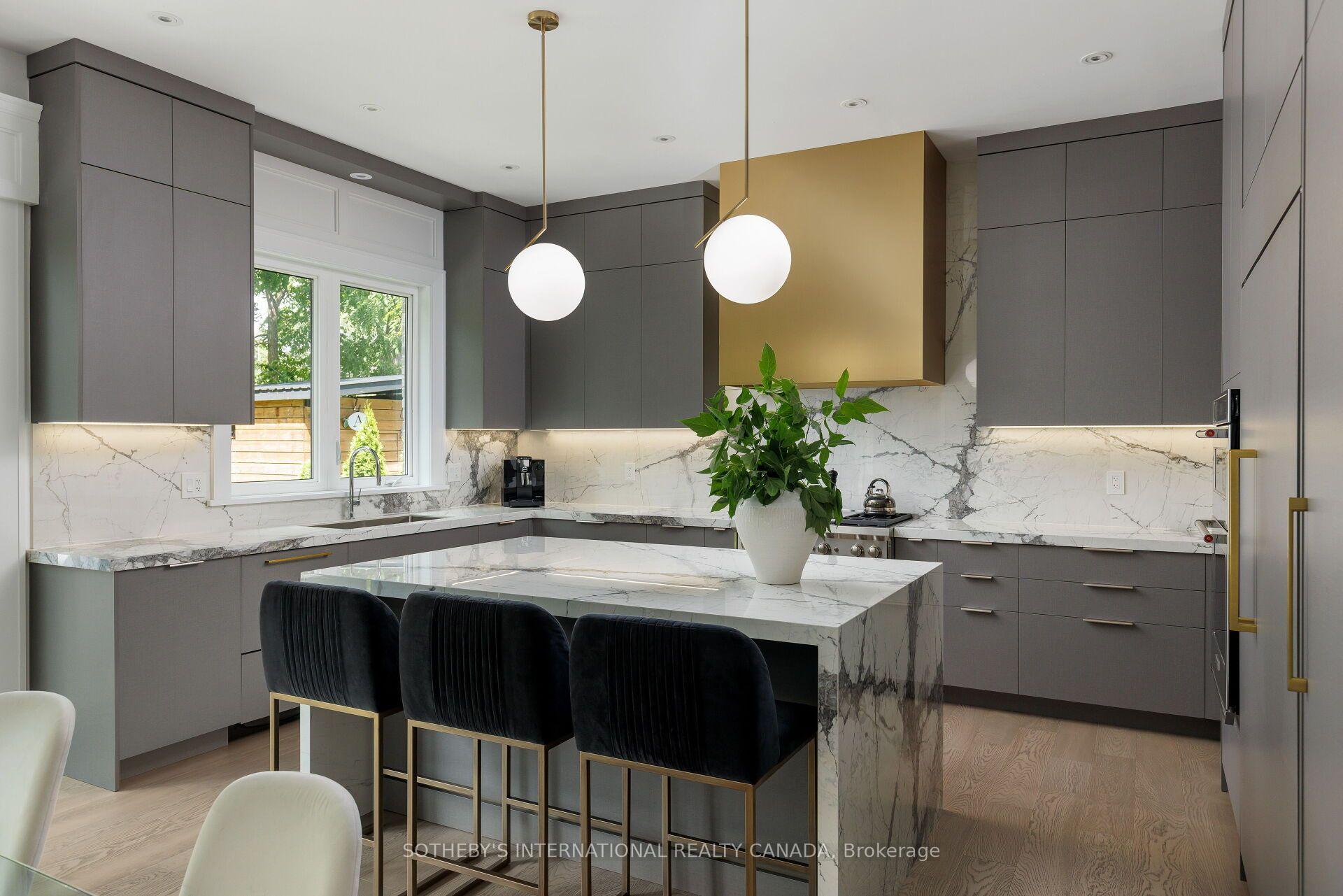 2B Fairway Road, Toronto