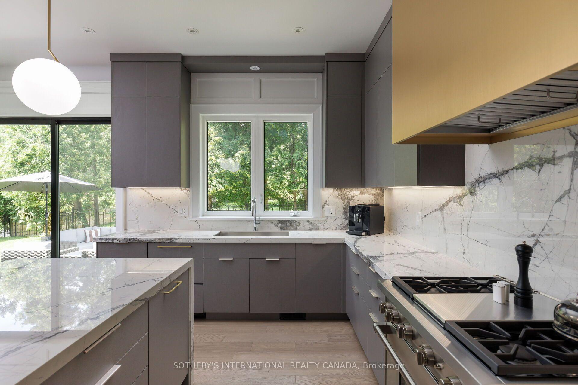 2B Fairway Road, Toronto