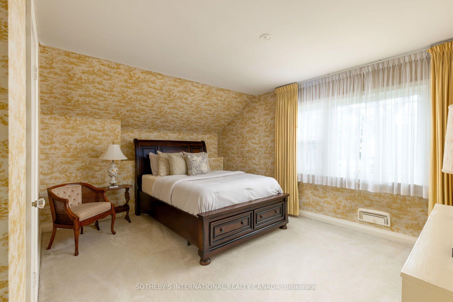 37 Hilldowntree Road, Toronto