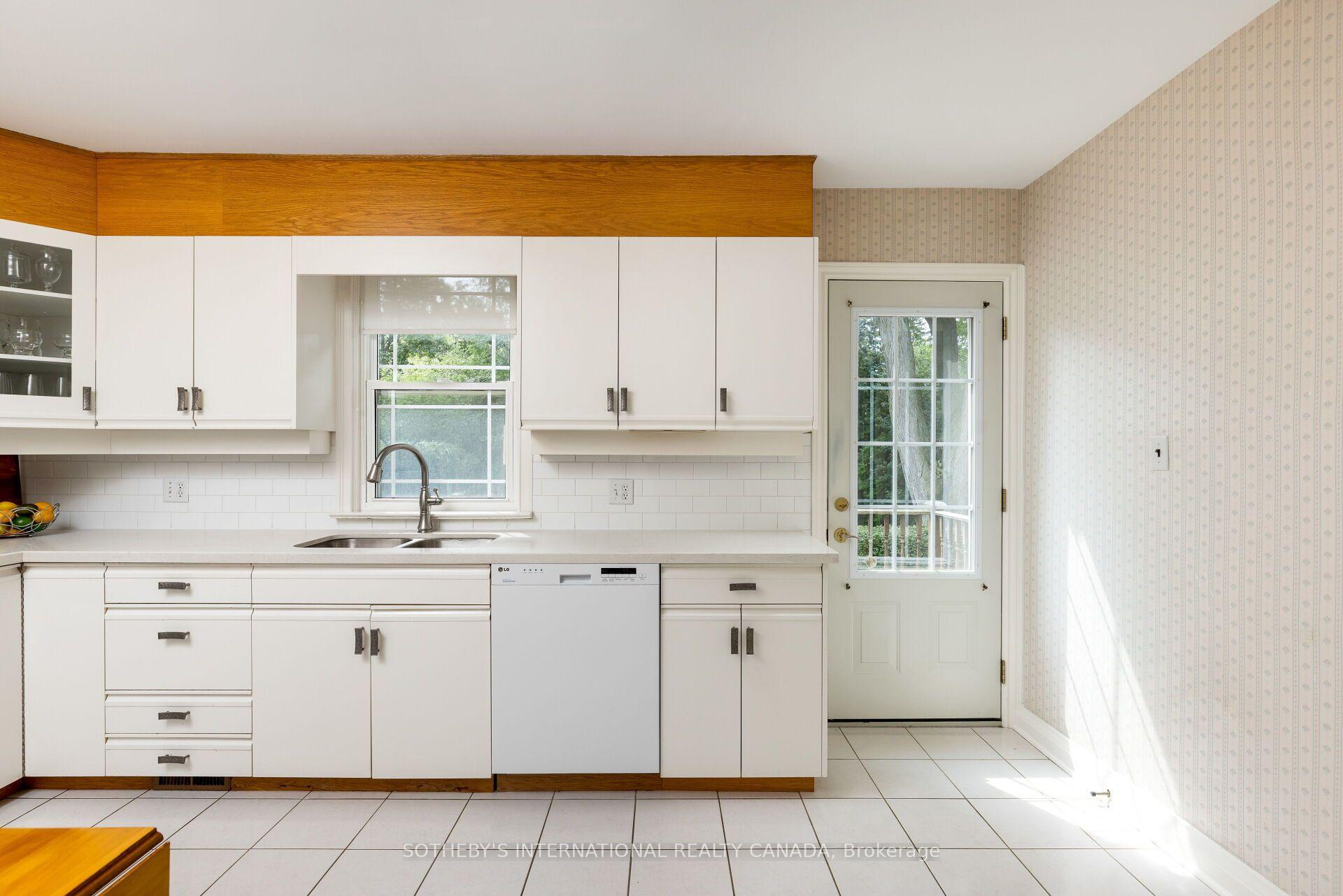 37 Hilldowntree Road, Toronto