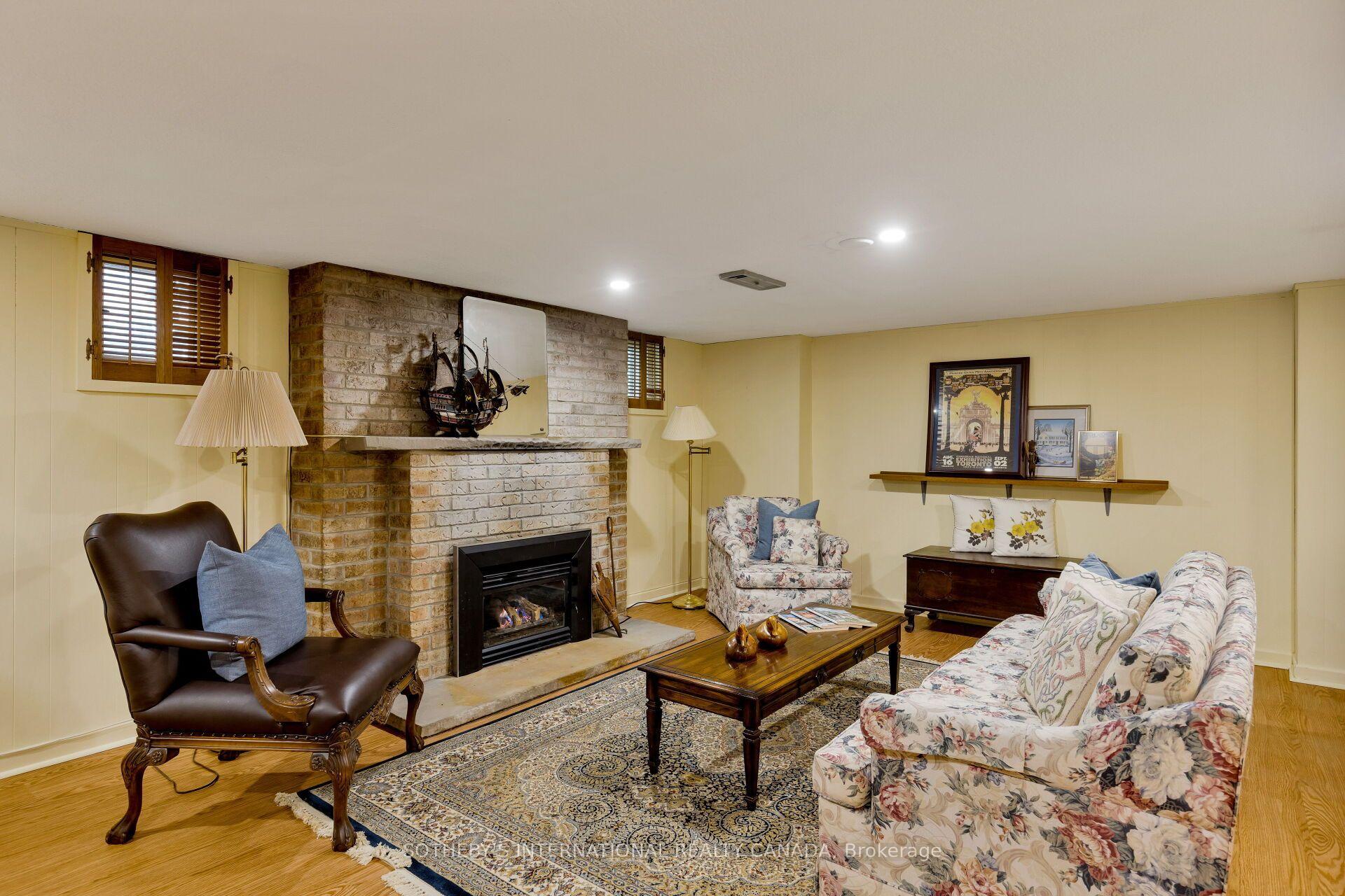37 Hilldowntree Road, Toronto
