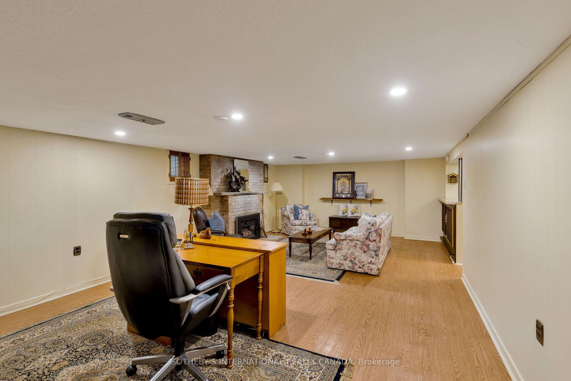 37 Hilldowntree Road, Toronto