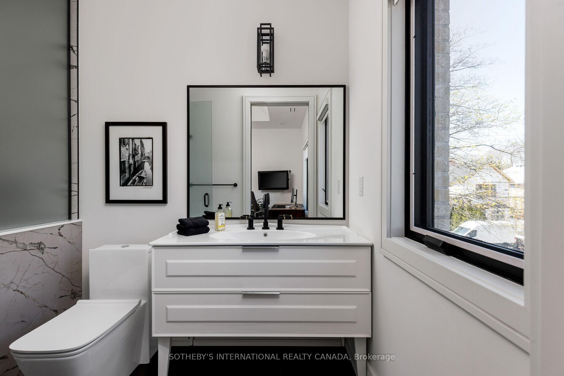 85 Kingsway Crescent, Toronto