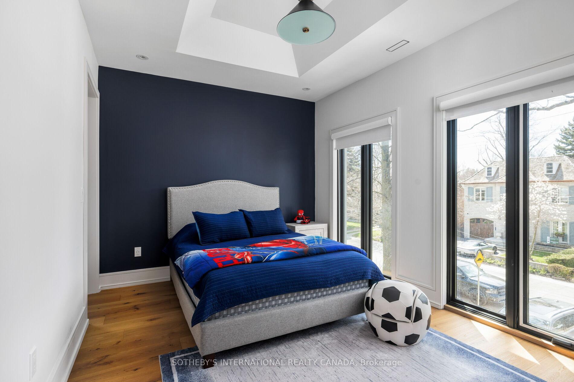 85 Kingsway Crescent, Toronto