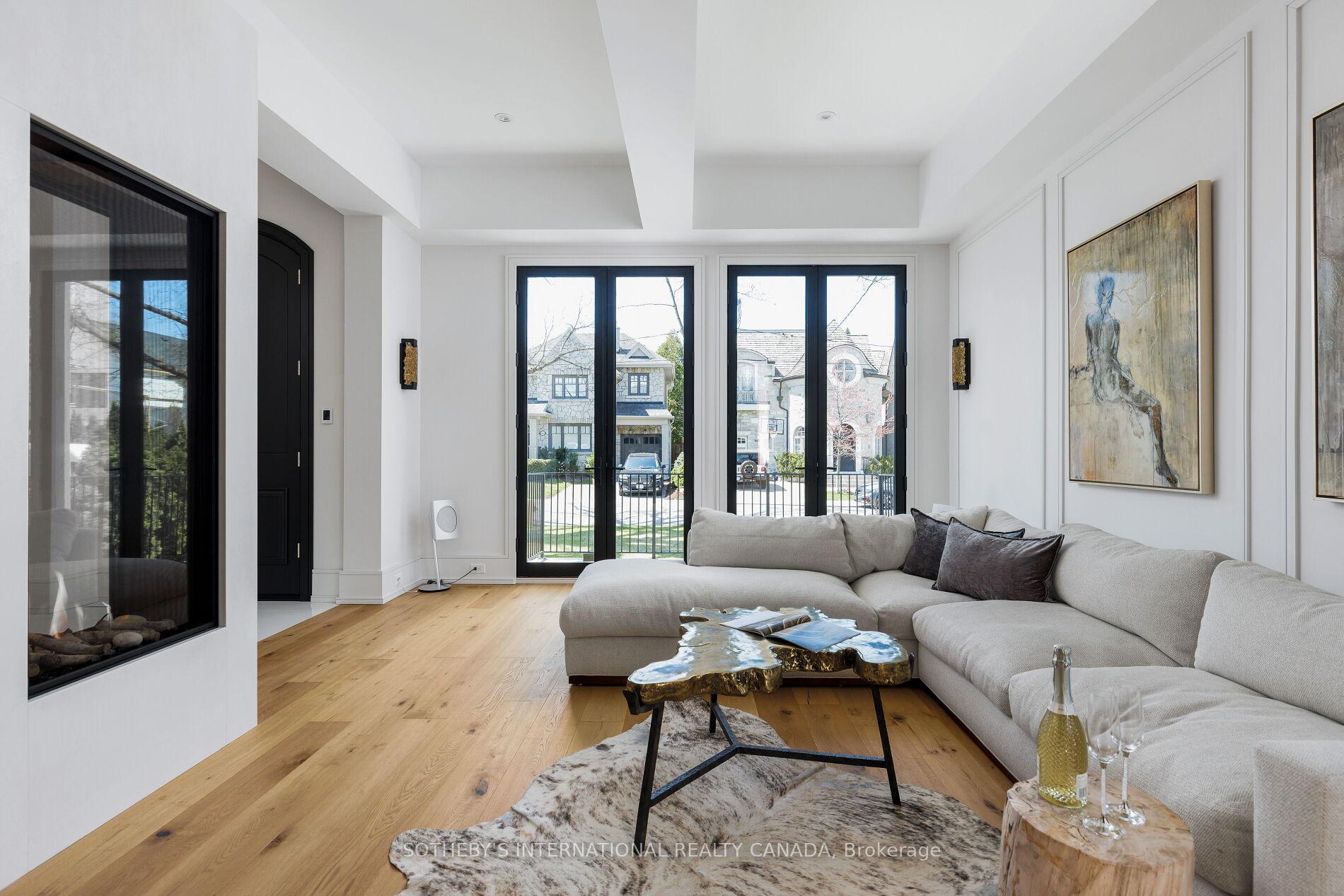 85 Kingsway Crescent, Toronto