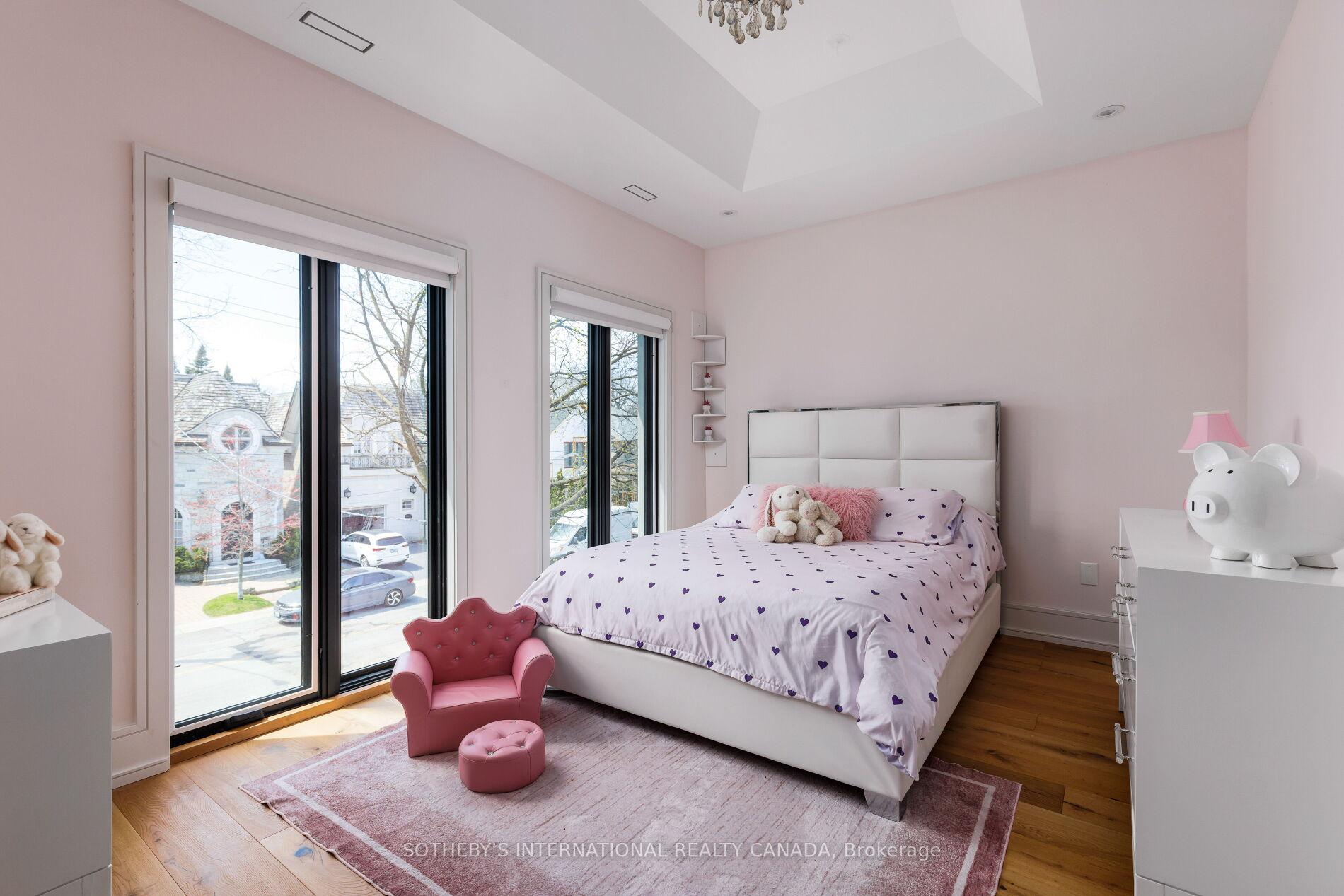 85 Kingsway Crescent, Toronto