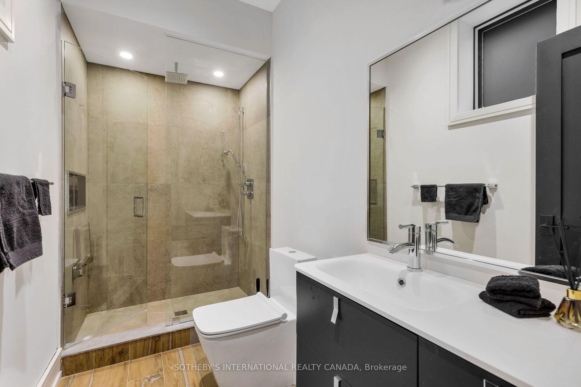 85 Kingsway Crescent, Toronto