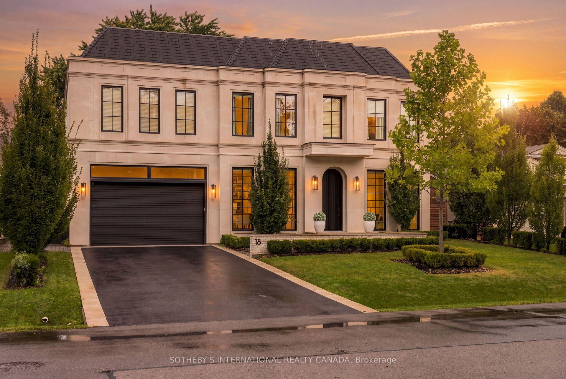 18 Blair Athol Crescent, Toronto