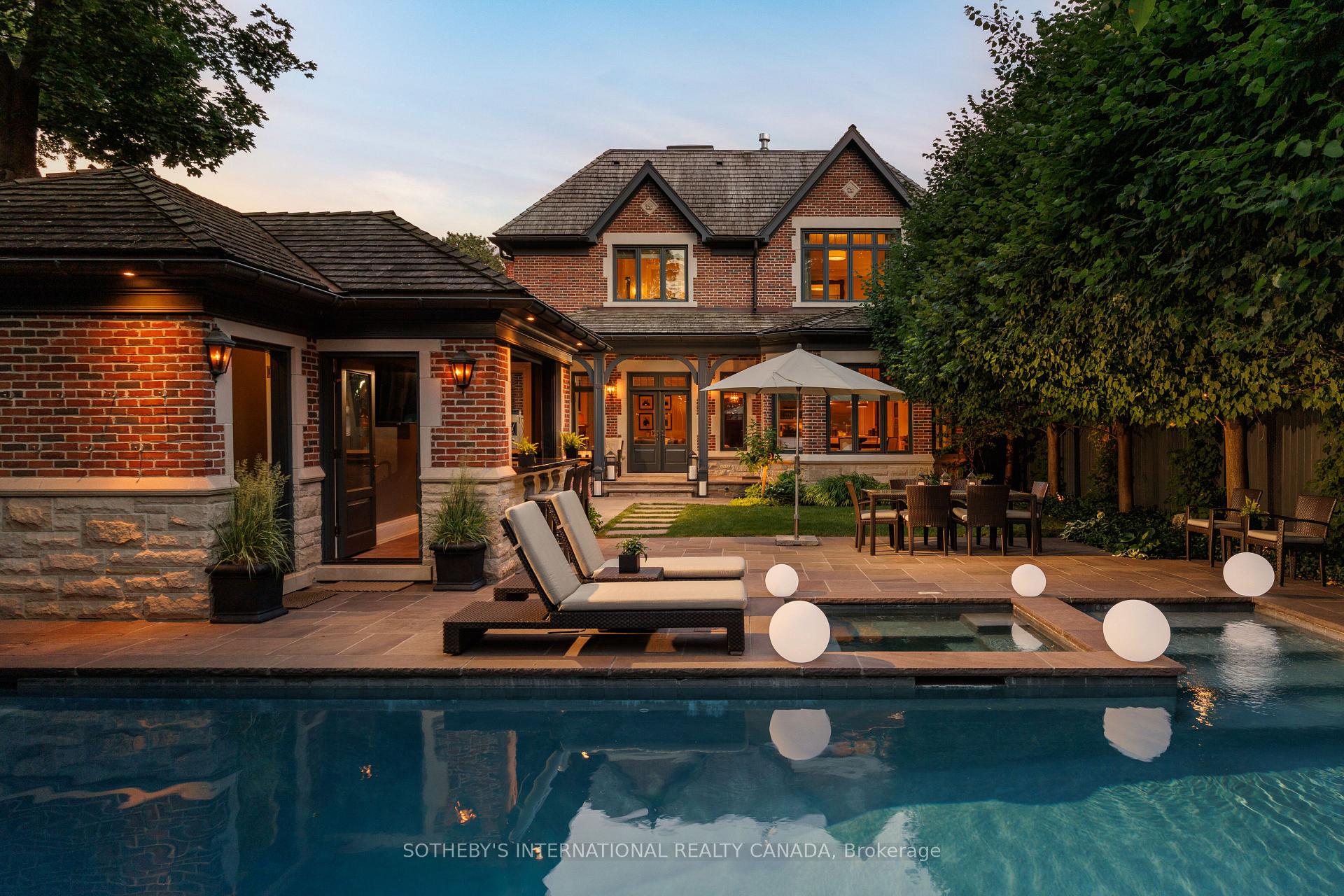 50 Queen Marys Drive, Toronto