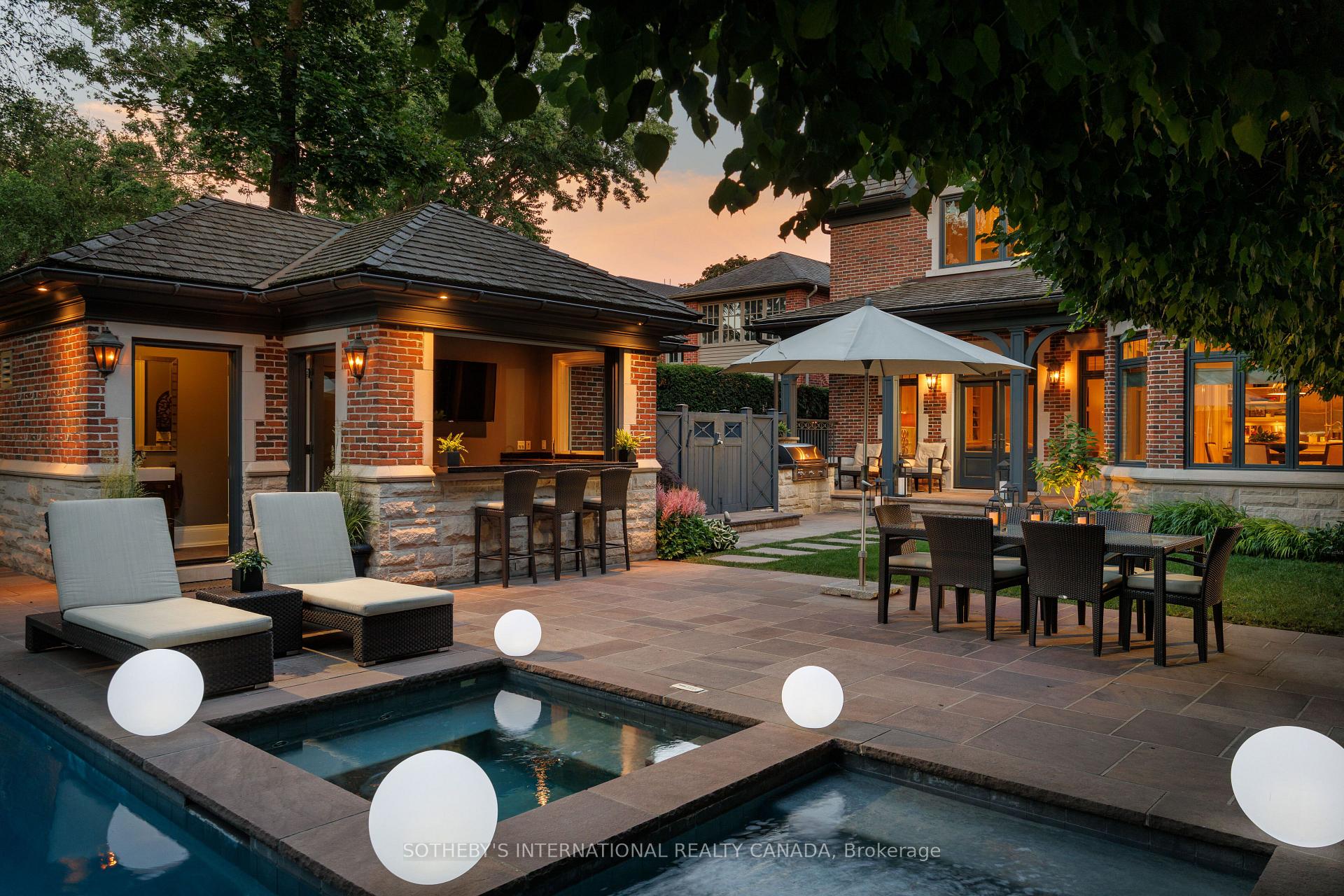 50 Queen Marys Drive, Toronto