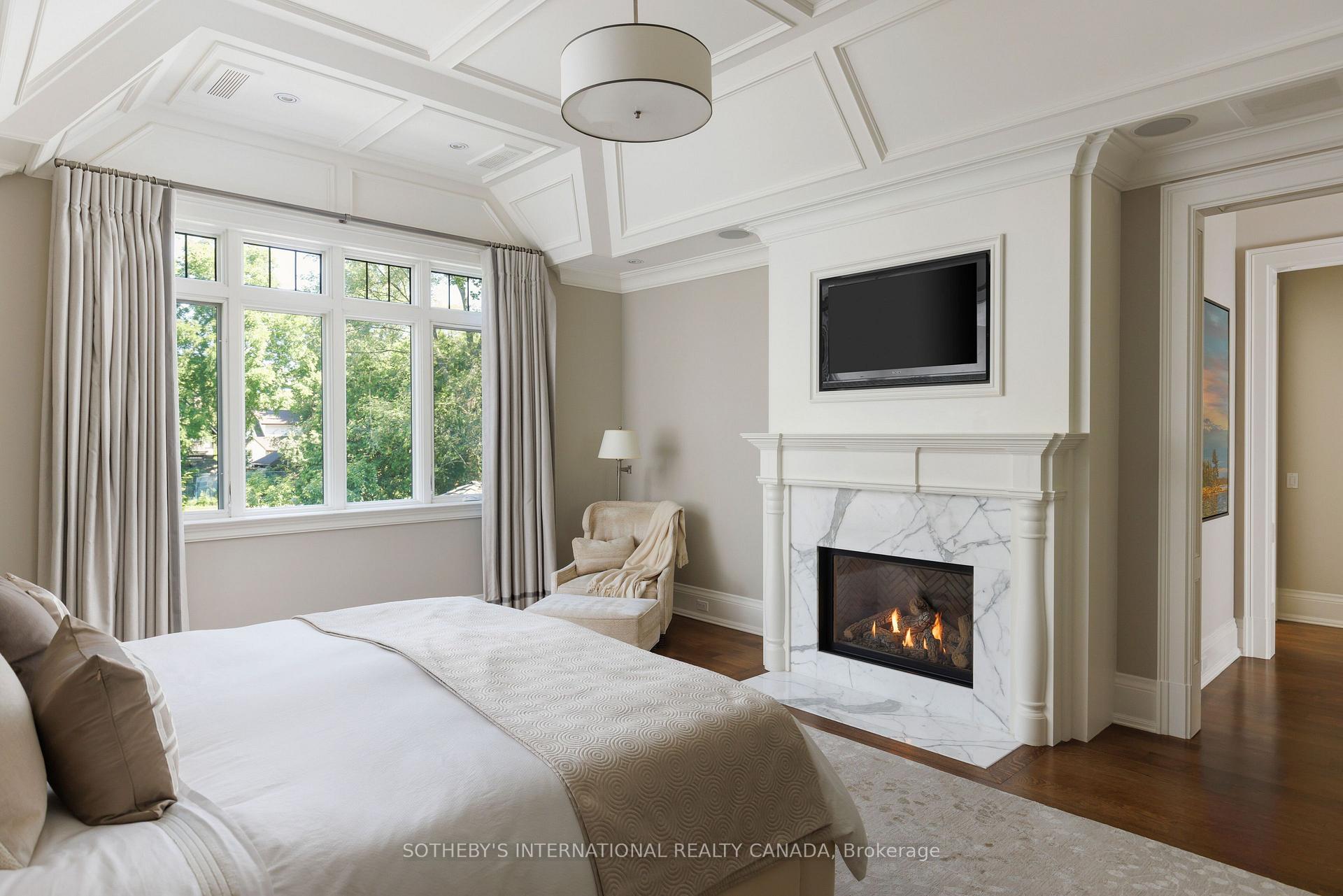 50 Queen Marys Drive, Toronto