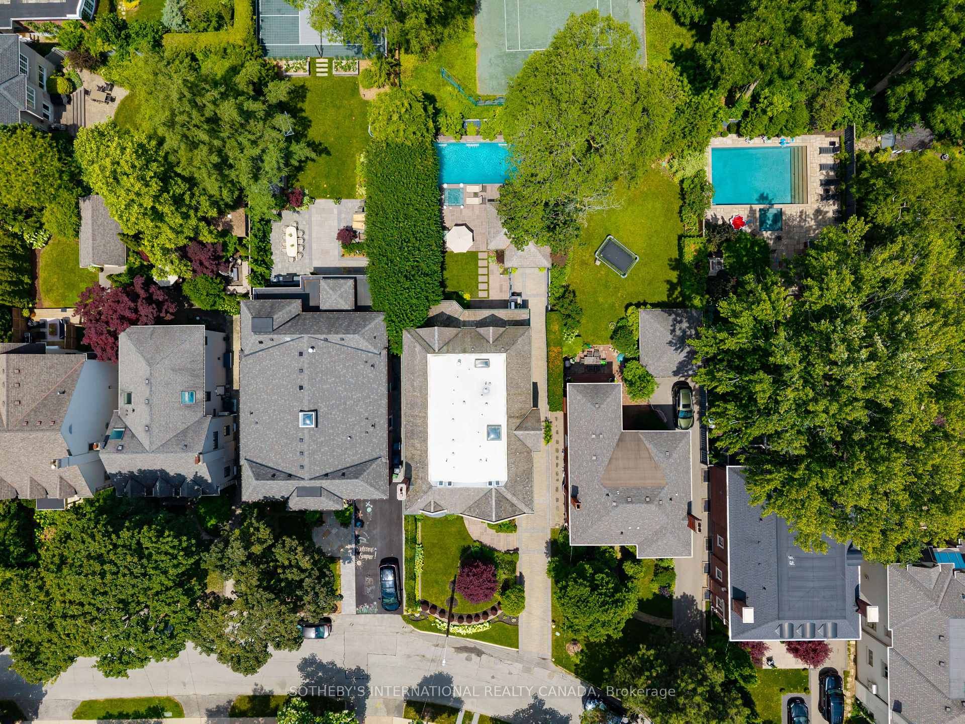 50 Queen Marys Drive, Toronto